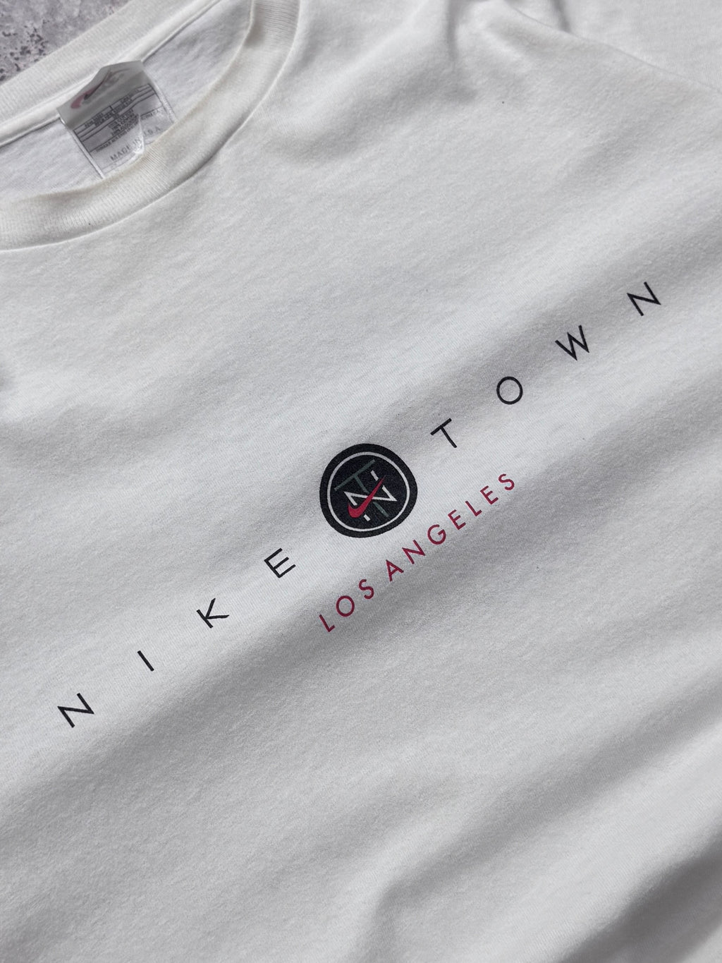 Vintage 90s Nike Town Los Angeles Tee (XL)