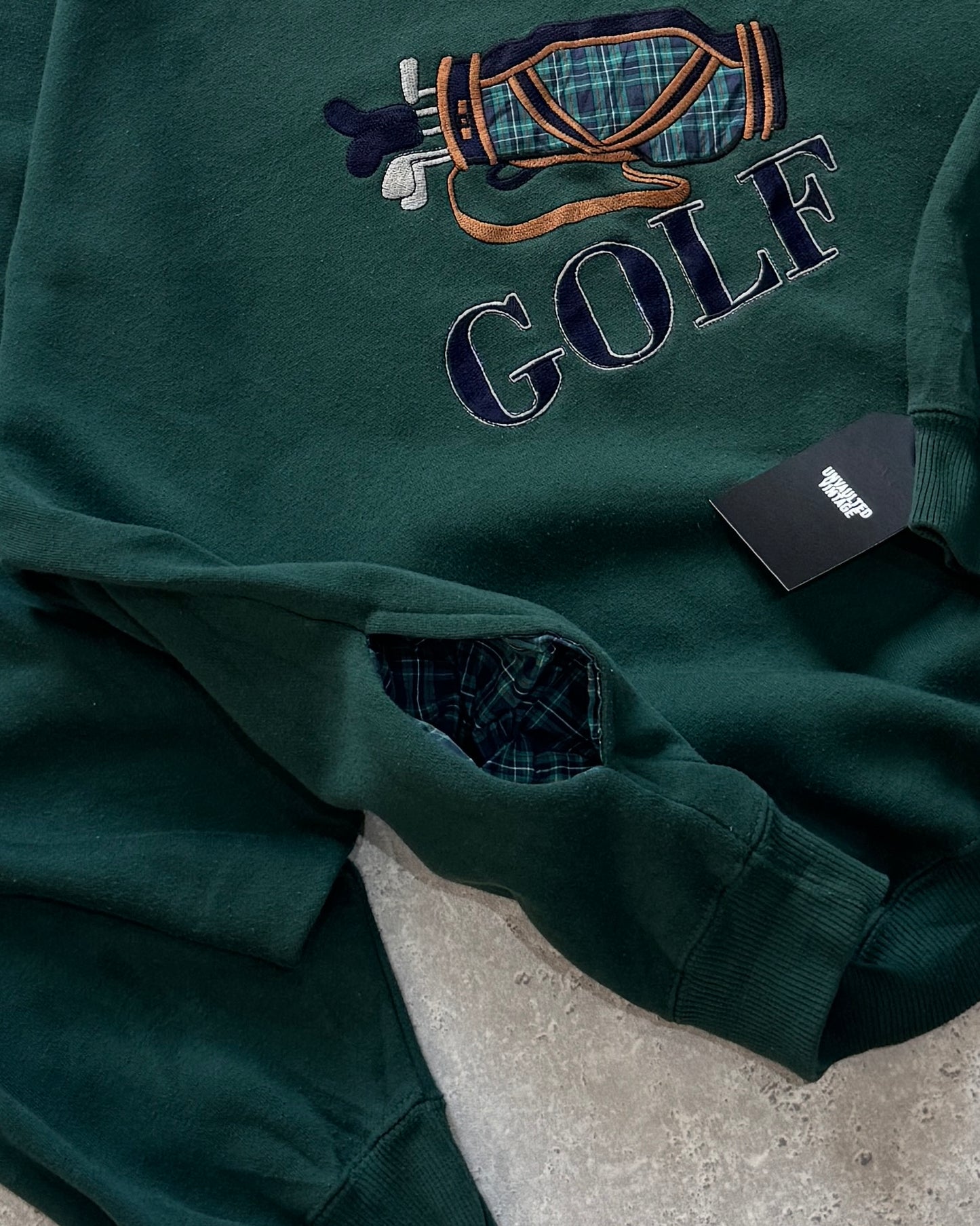 Vintage 00s Golf Embroidered Sweater (L)