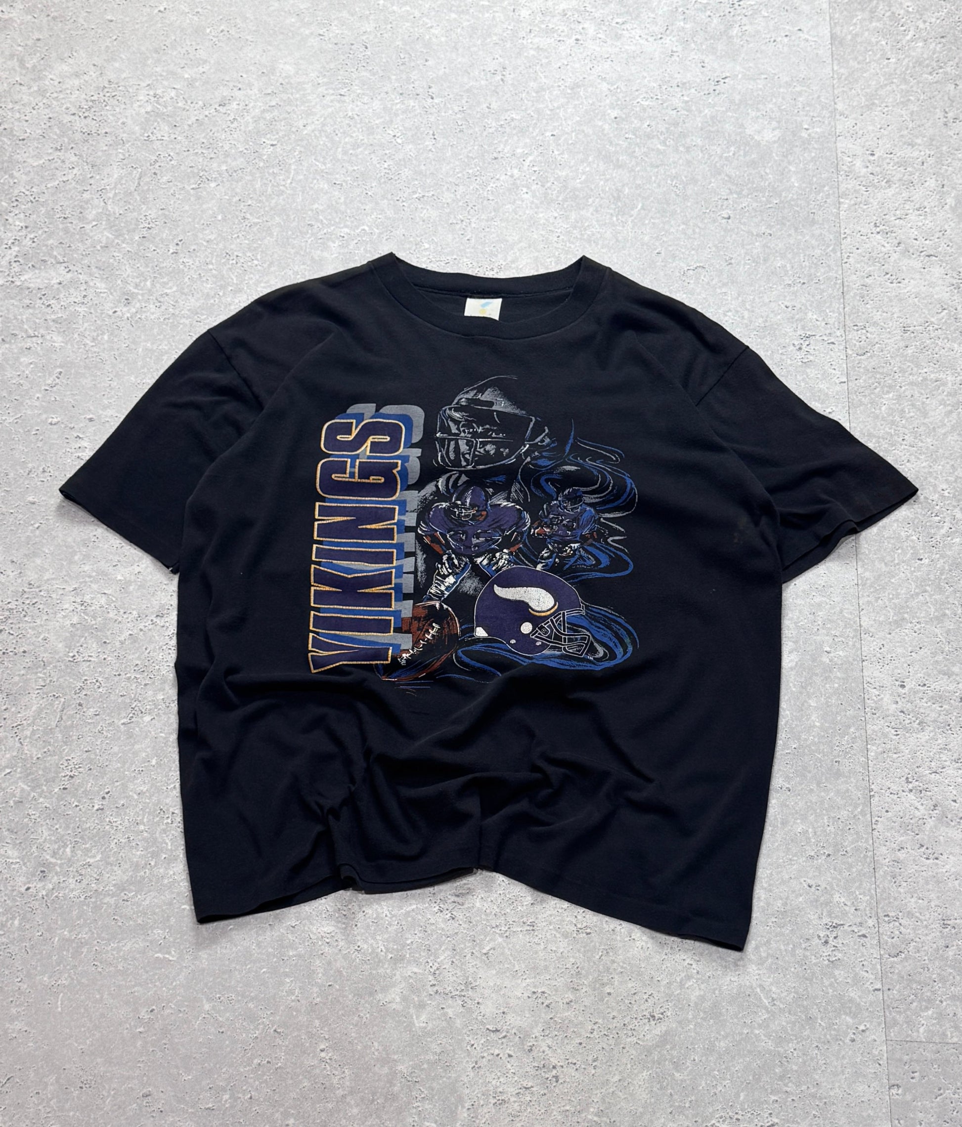 Vintage 80s Minnesota Vikings NFL Tee (XL)