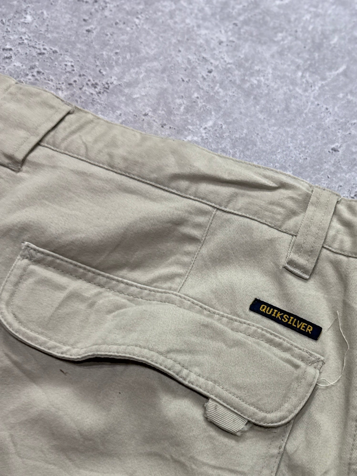 Vintage 2000s Quiksilver Surfwear Cargo Shorts (36")