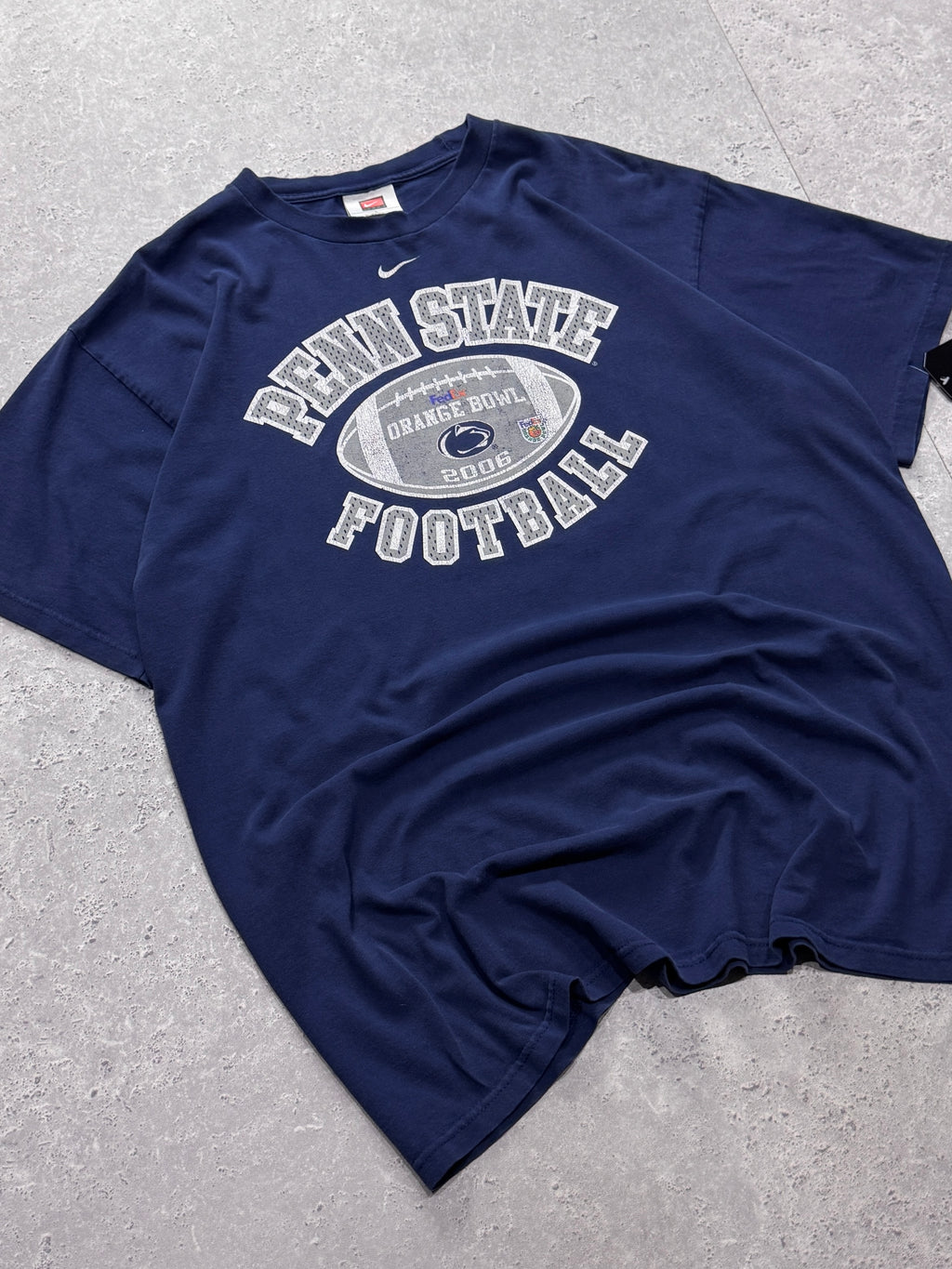 Vintage 2000s Nike X Penn State Football Tee (XL)