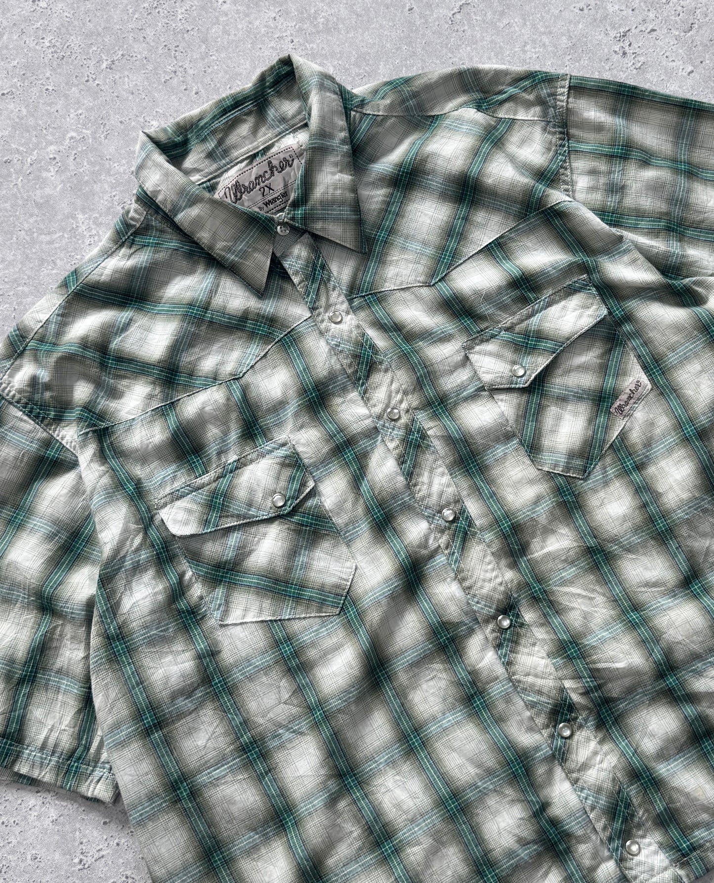 Vintage 90s Wrangler Cropped Button Up Shirt (XL)