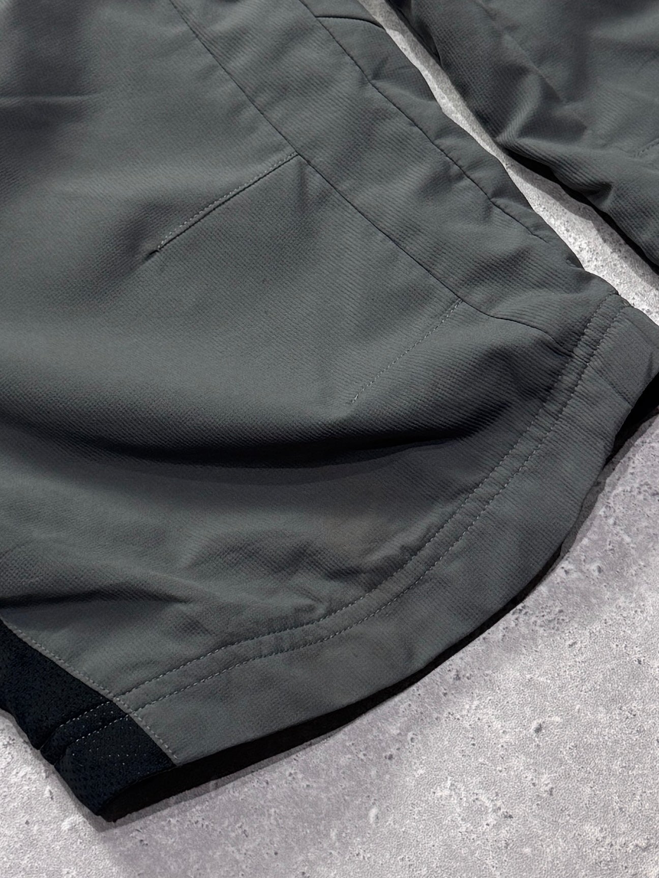 Vintage 2000s Adidas Adjustable 3/4 Track Shorts (S)