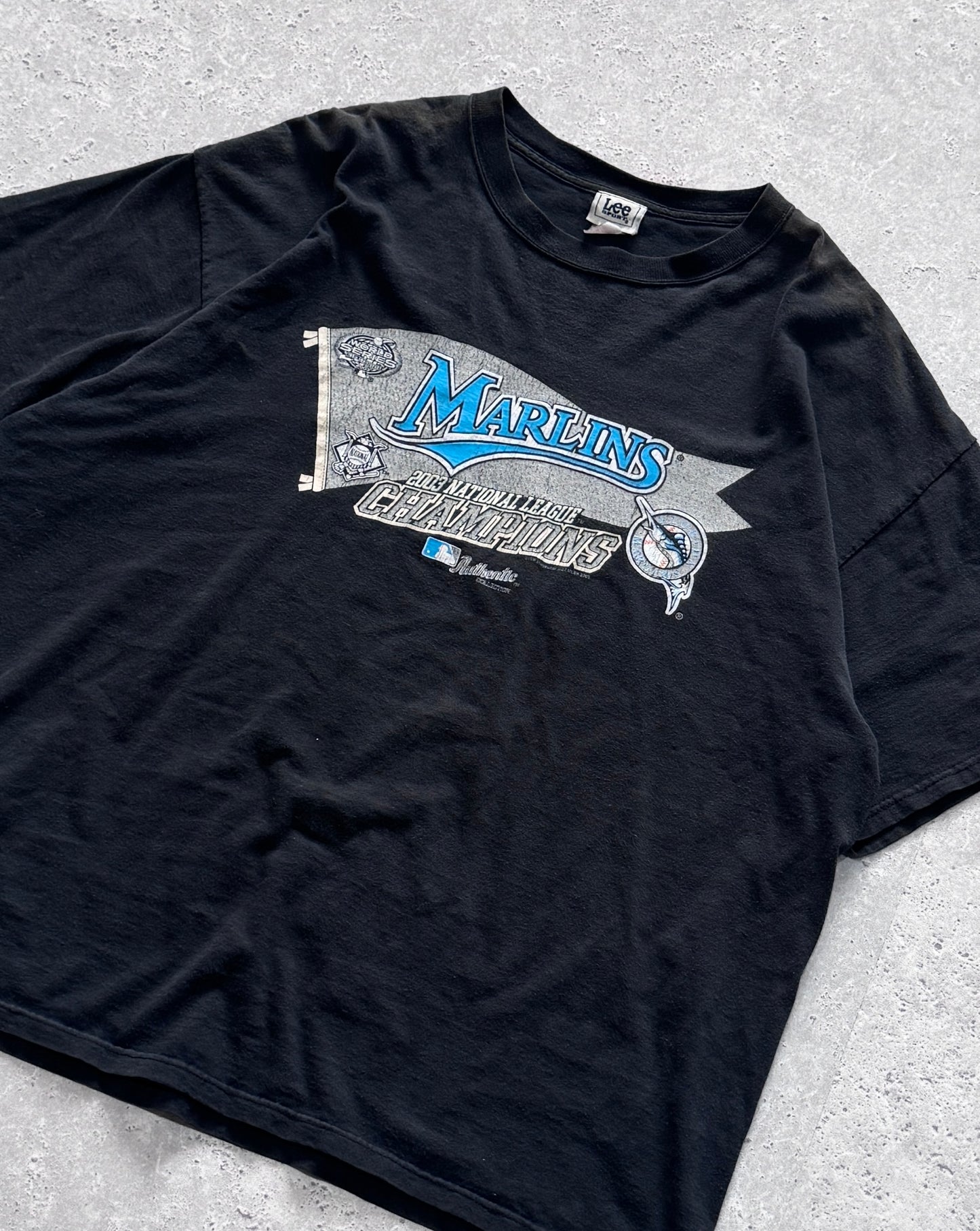 Vintage 03' Florida Marlins MLB Tee (2XL)