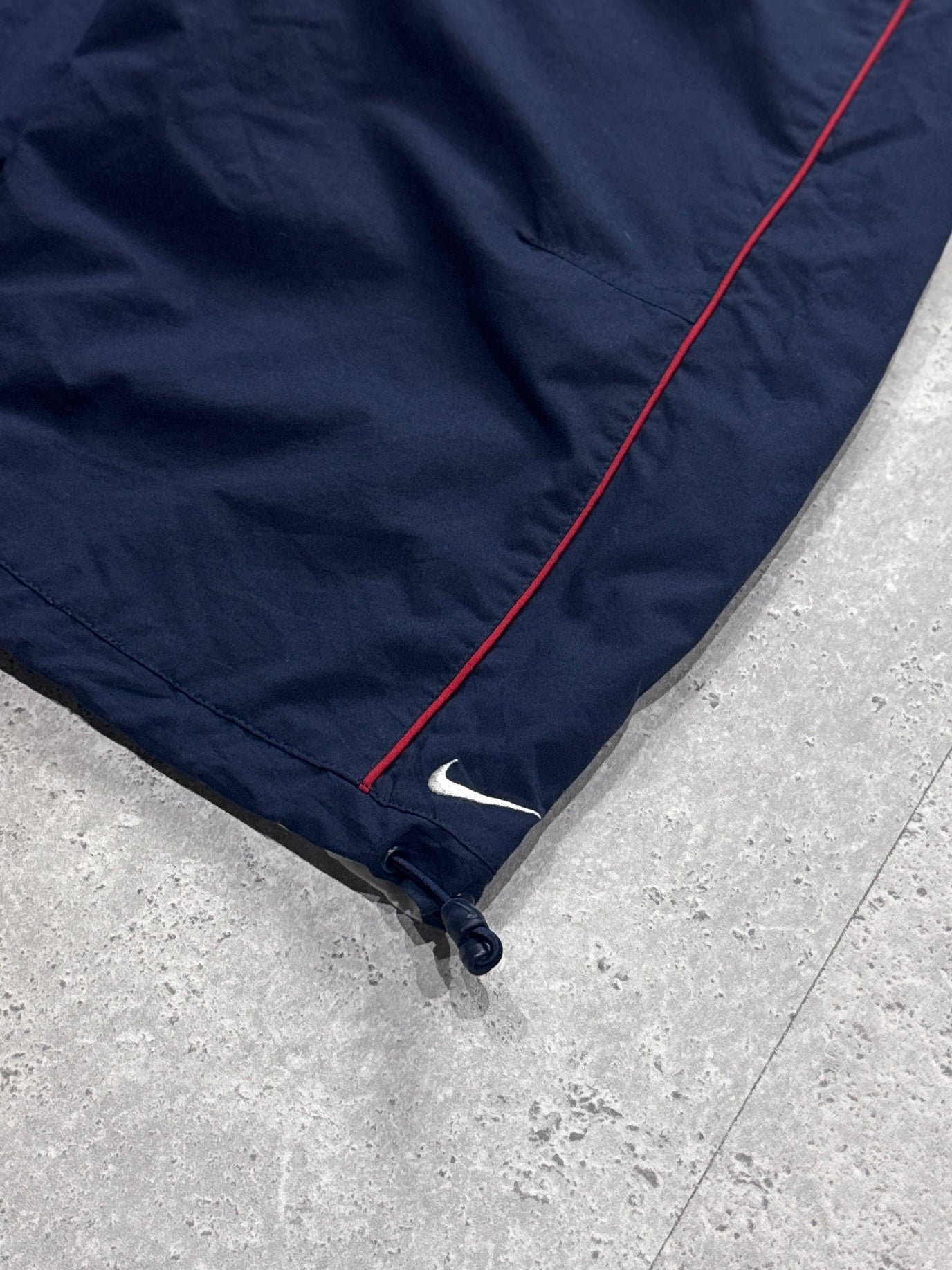 Vintage 2000s Nike Adjustable 3/4 Track Shorts (L)