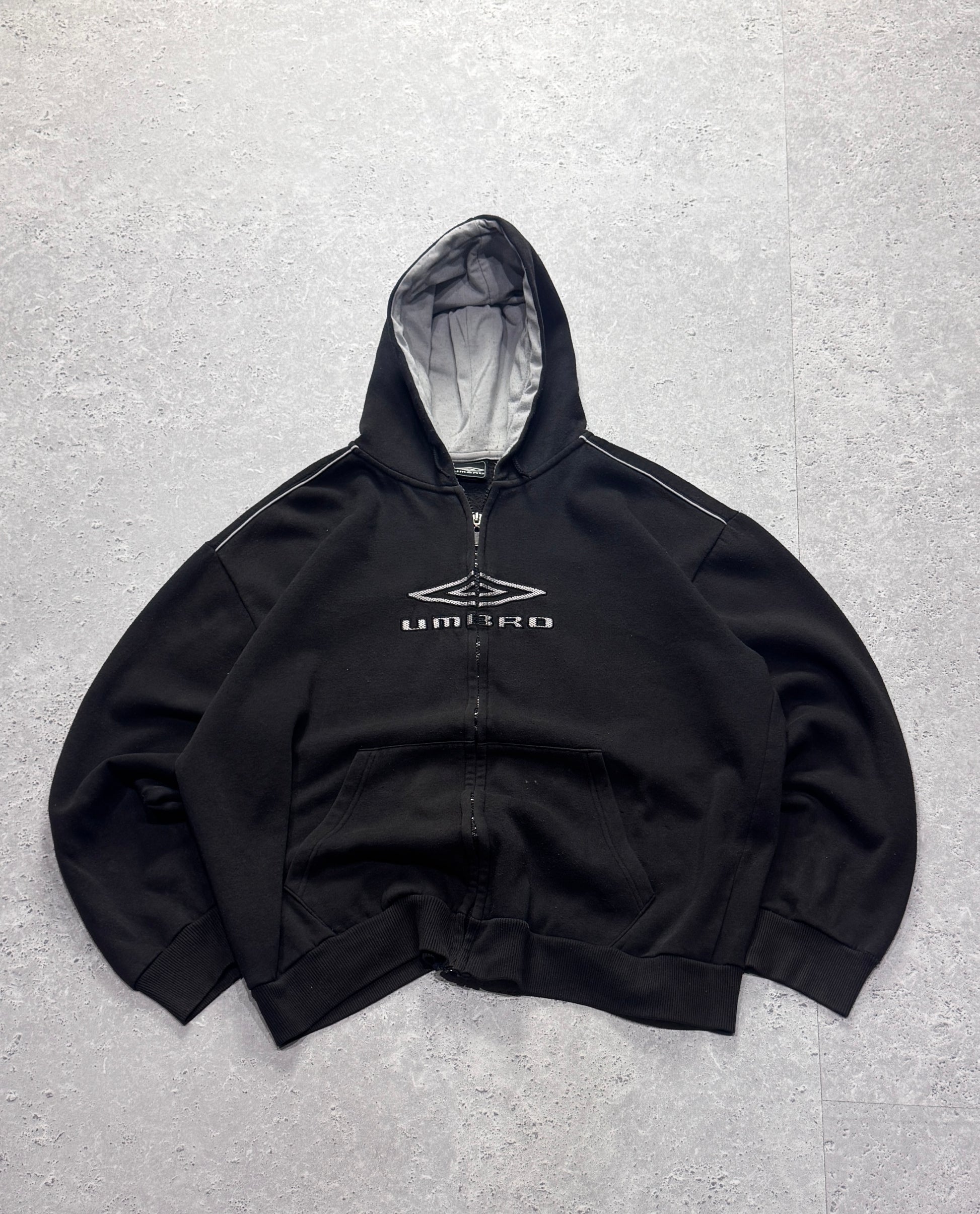 Vintage 2000s Umbro Zip Up Hoodie (L)