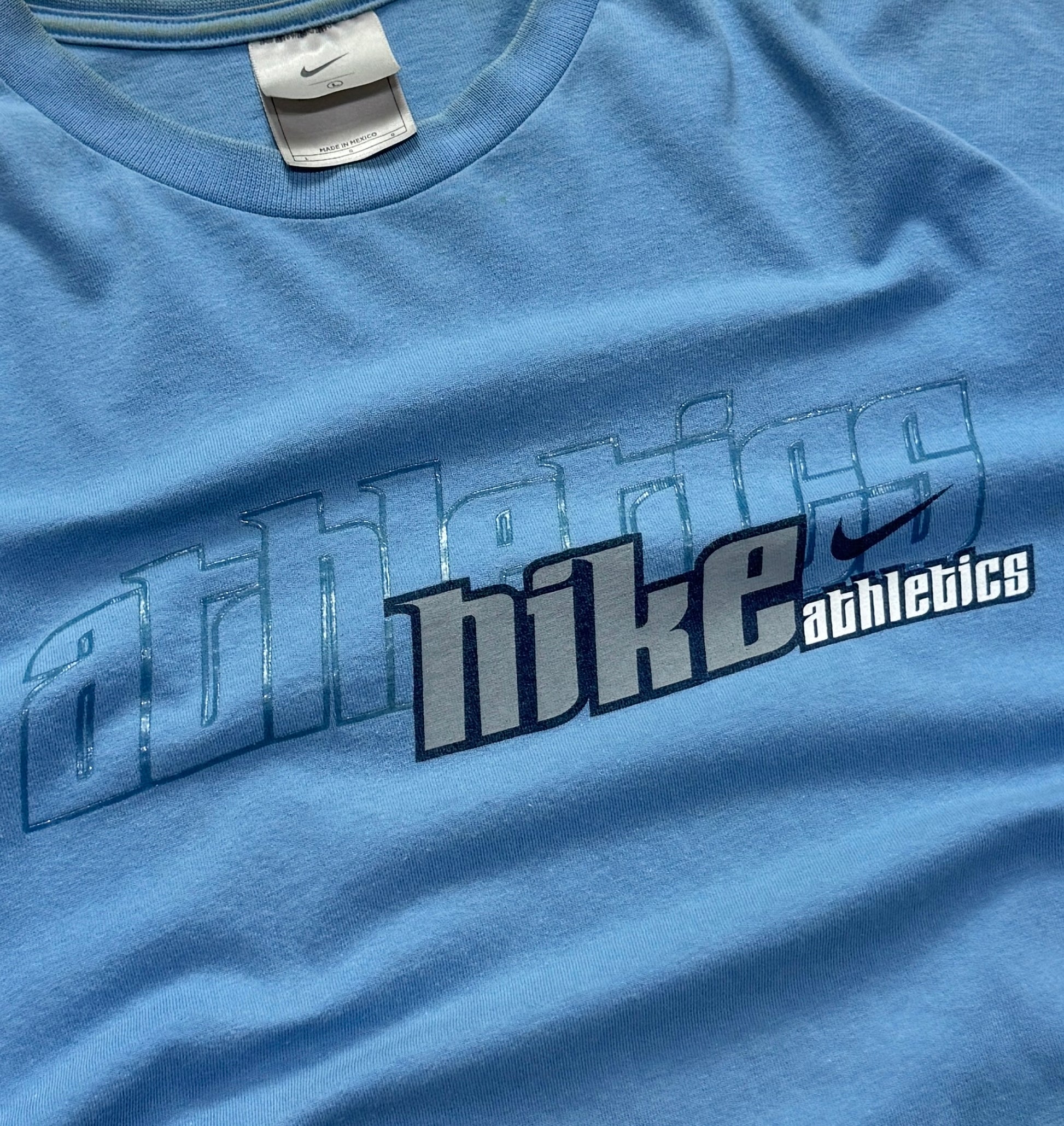 Vintage 2000s Nike Athletics Spellout Tee (XL)