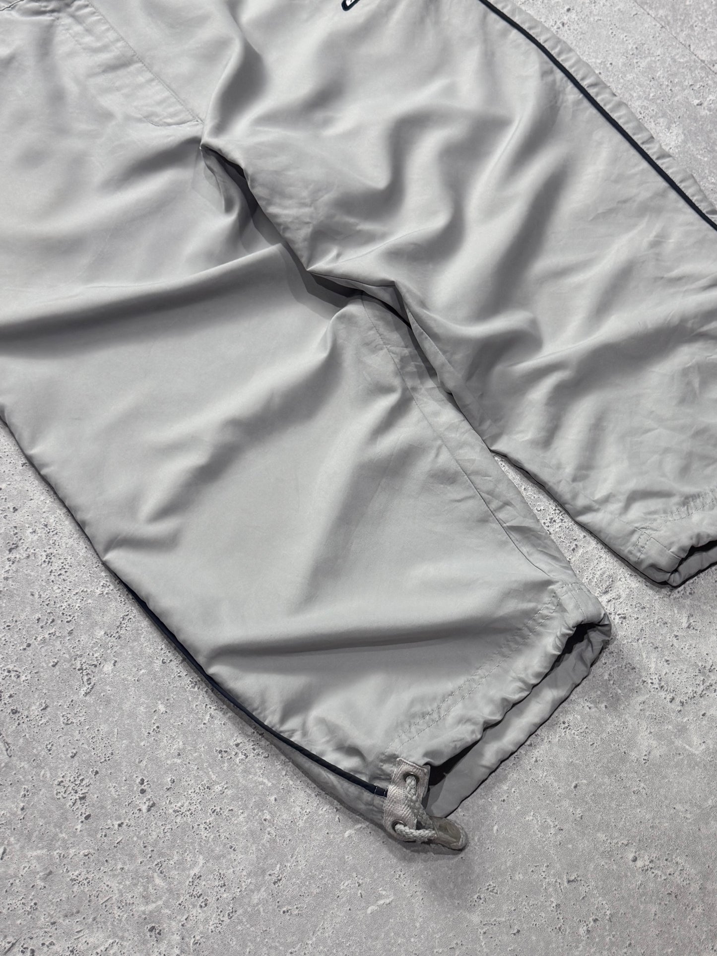 Vintage 2000s Reebok Capris (28")