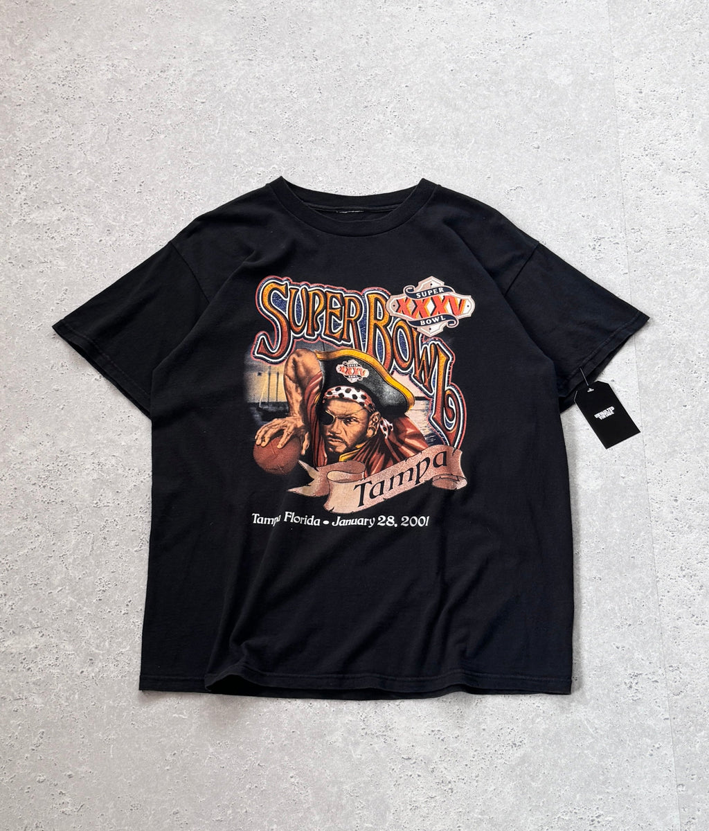 Vintage 2001 Tampa NFL Superbowl Tee (L)