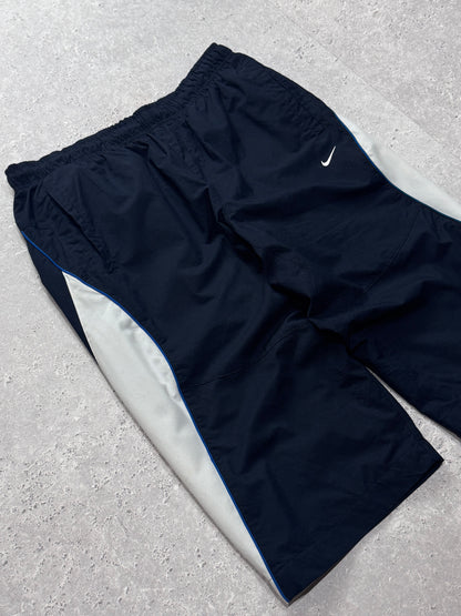 Vintage 2000s Nike Spellout 3/4 Track Shorts (32")