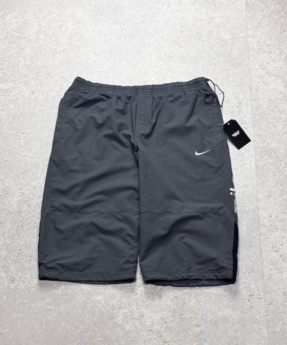 Vintage 2000s Nike Air Adjustable 3/4 Track Shorts (34")