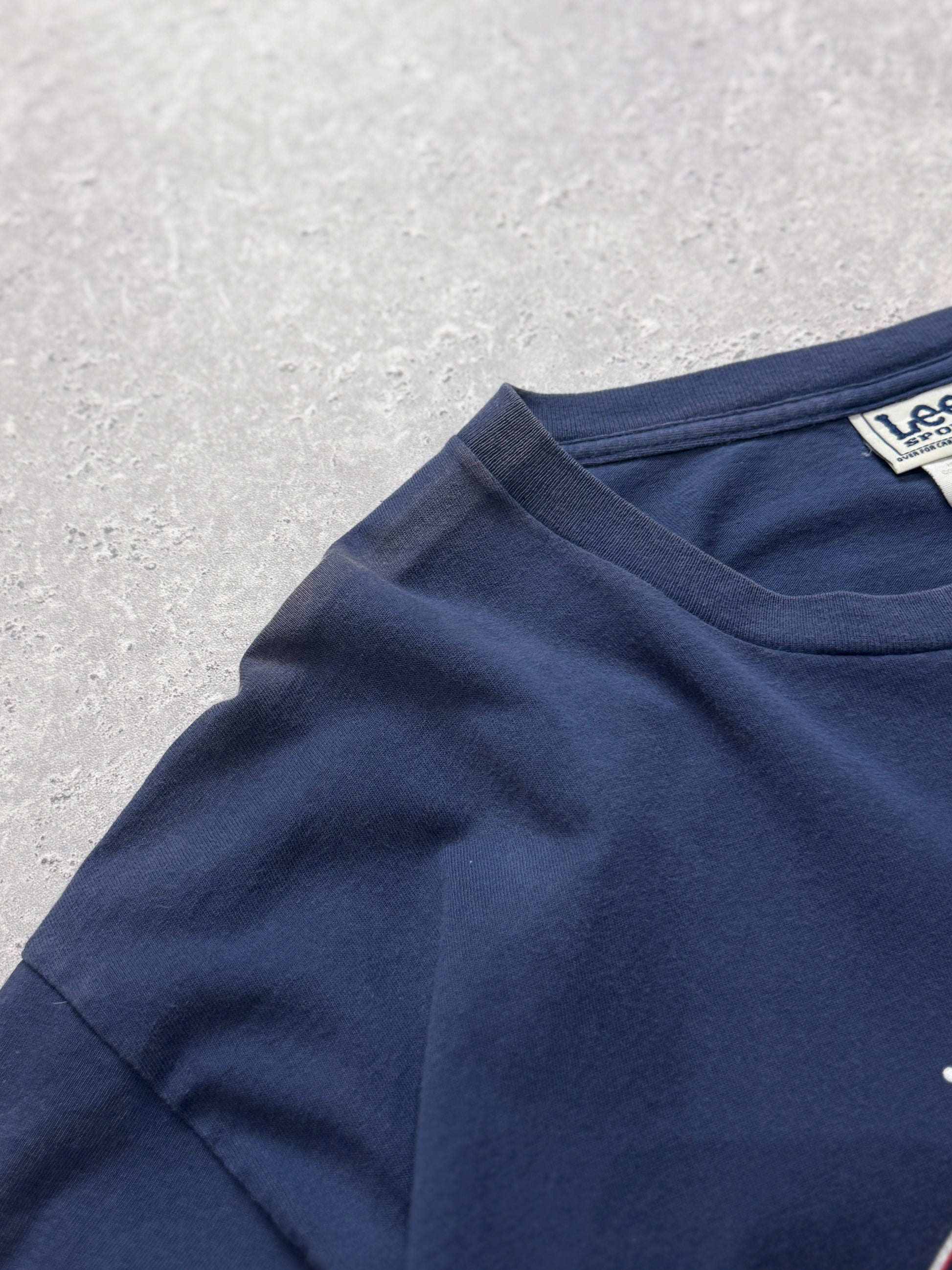 Vintage 2000s Cleveland Indians MLB Tee (XL)