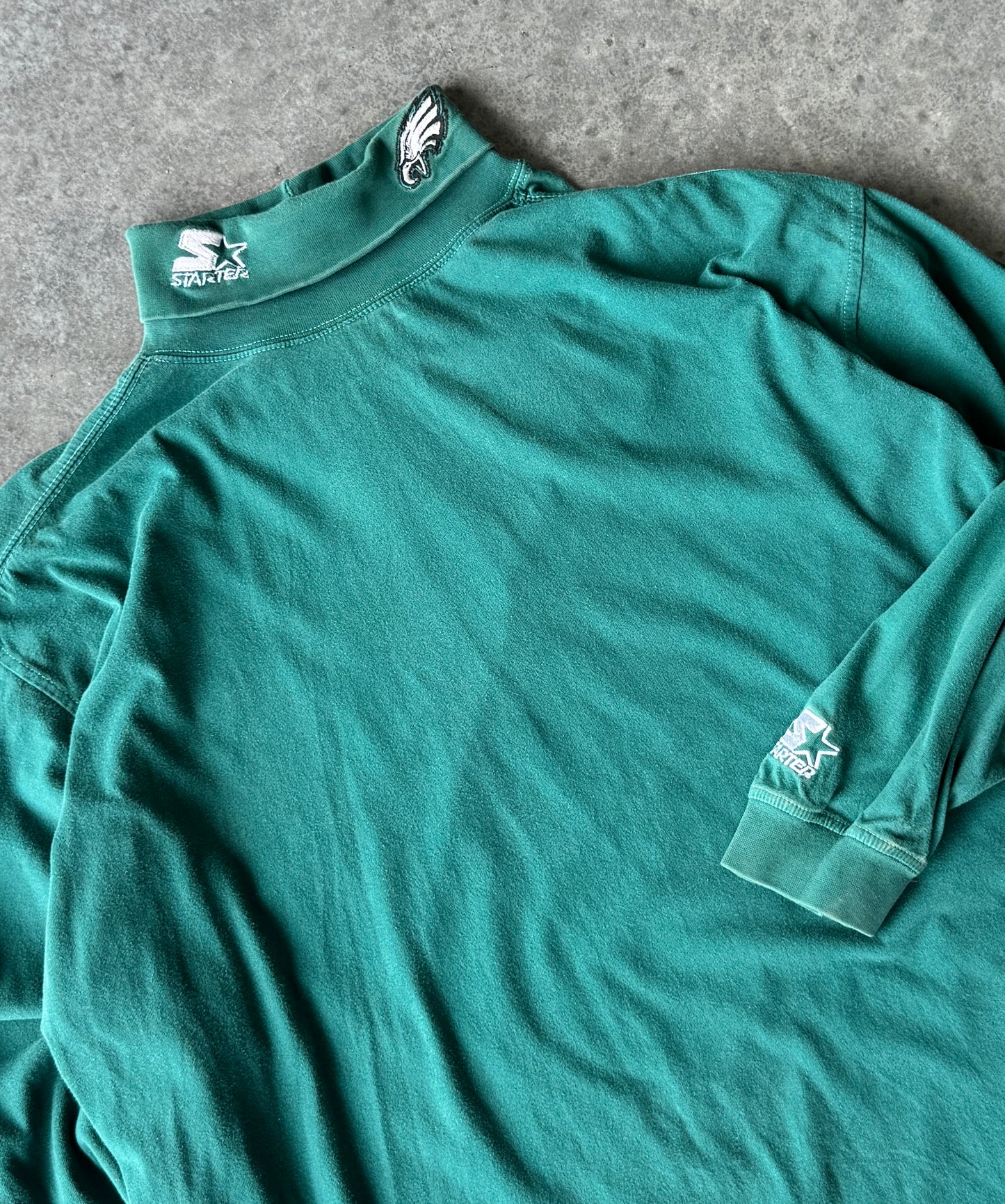 Vintage Philadelphia Eagles Mock Neck Long Sleeve Tee (XL)