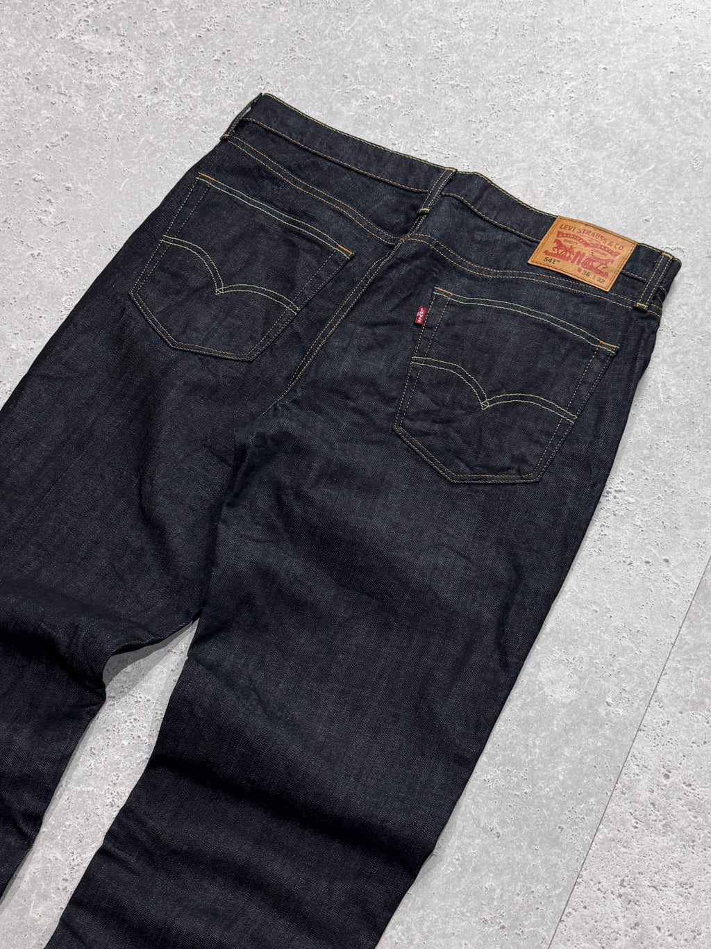 Vintage 2000s Levi’s Raw Denim Jeans (36”)