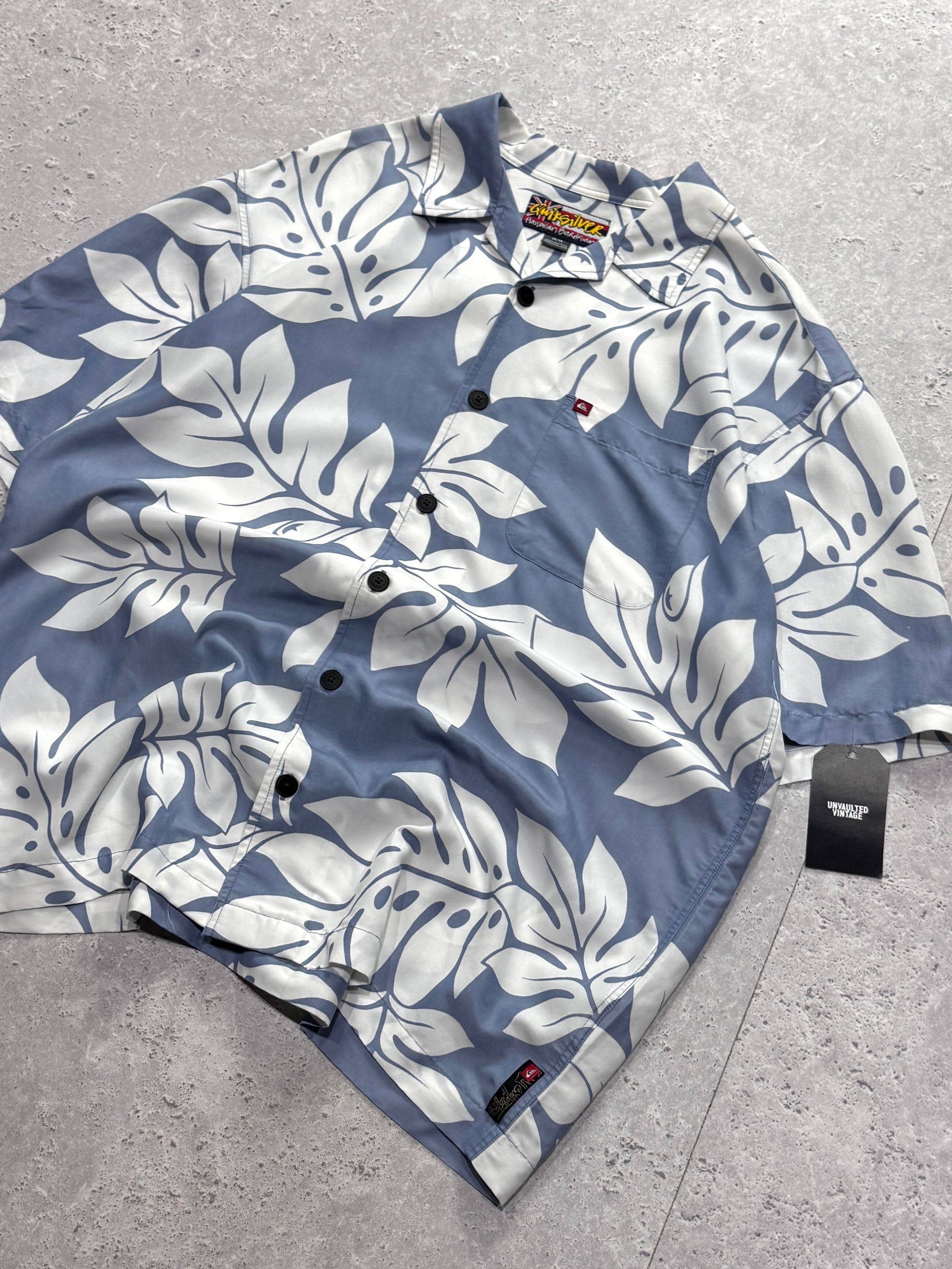 Vintage 90s Quiksilver Floral Surfwear Button Up Shirt (XL)