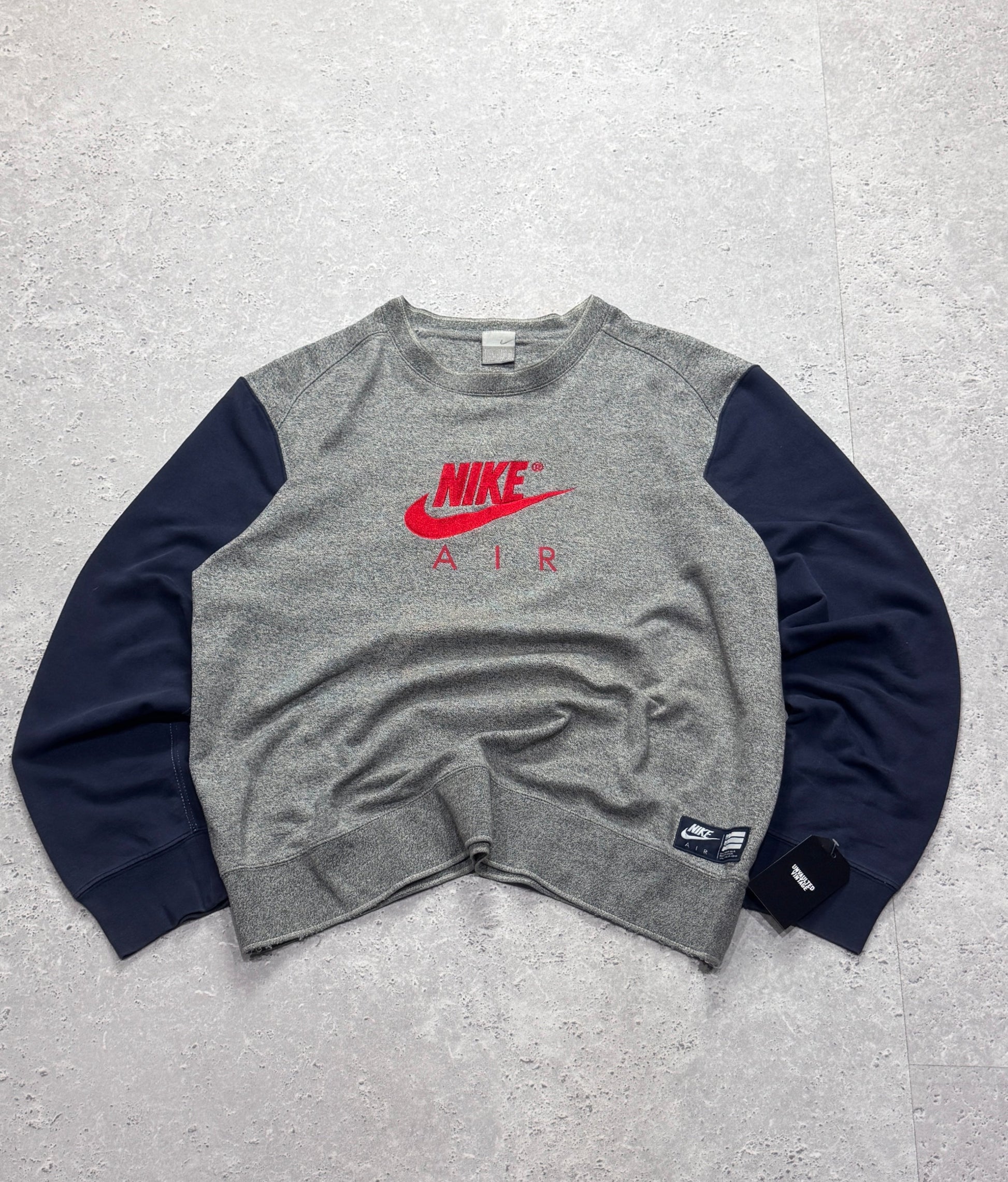 Vintage 2000s Nike Air Spellout Sweater (XL)