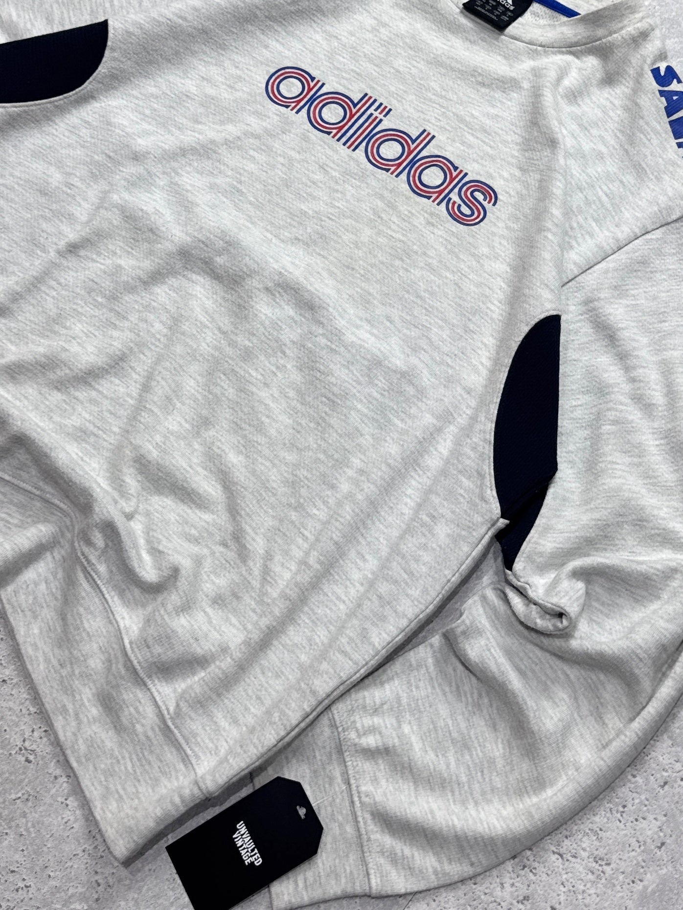 Vintage 2000s Adidas Sala Football Sweater (M)