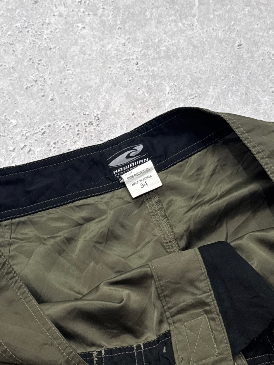 Vintage 2000s Hawaiian Performance Board Shorts (34")