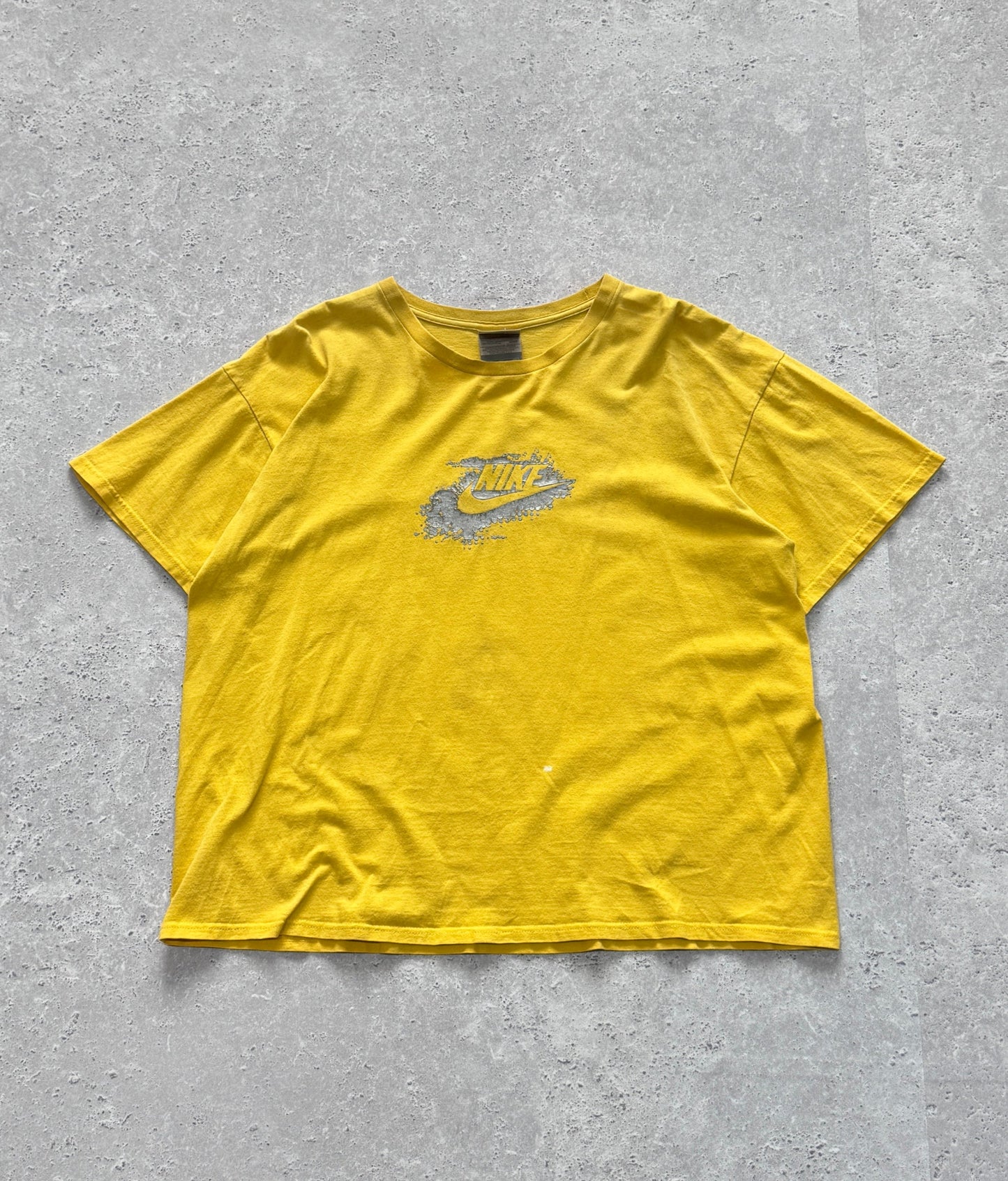 Vintage 00s Nike Logo Tee (L)