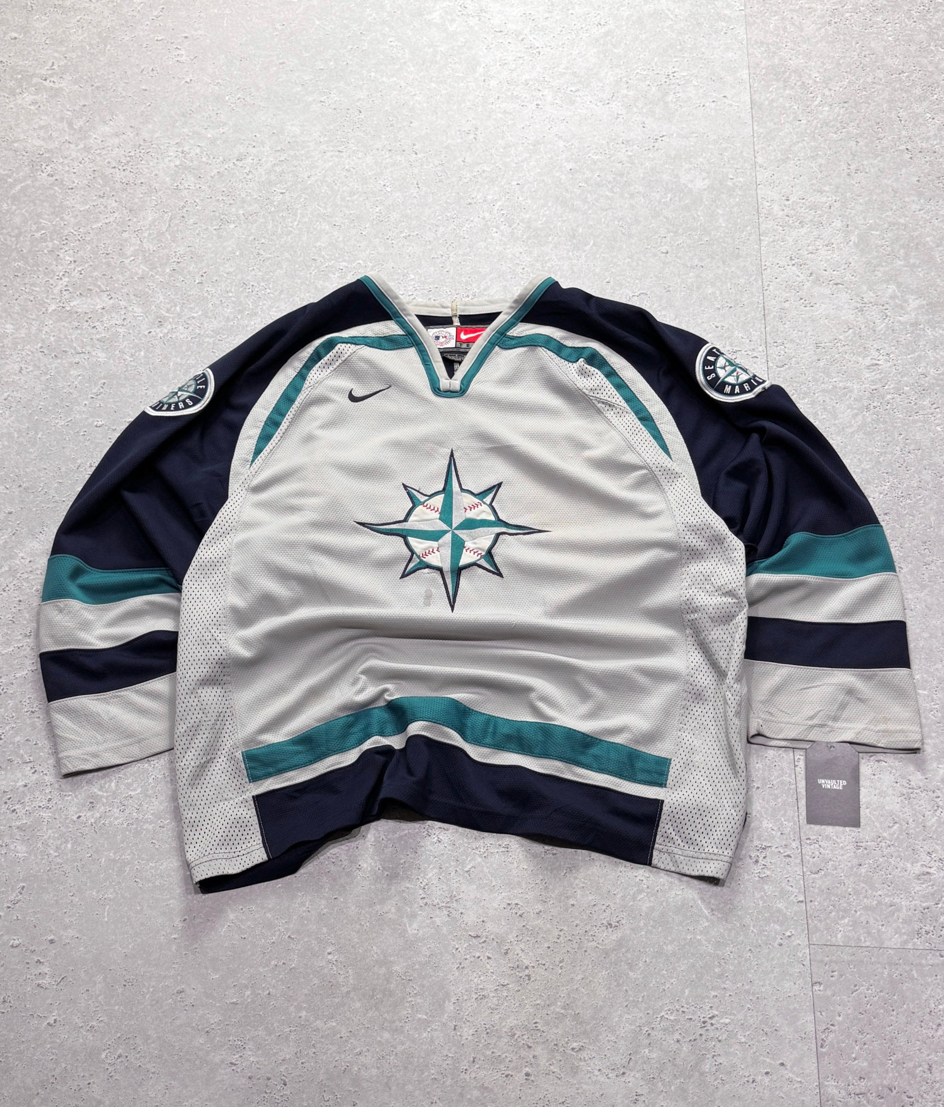 Vintage 2000s Nike X Seattle Mariners NHL Jersey (XL)