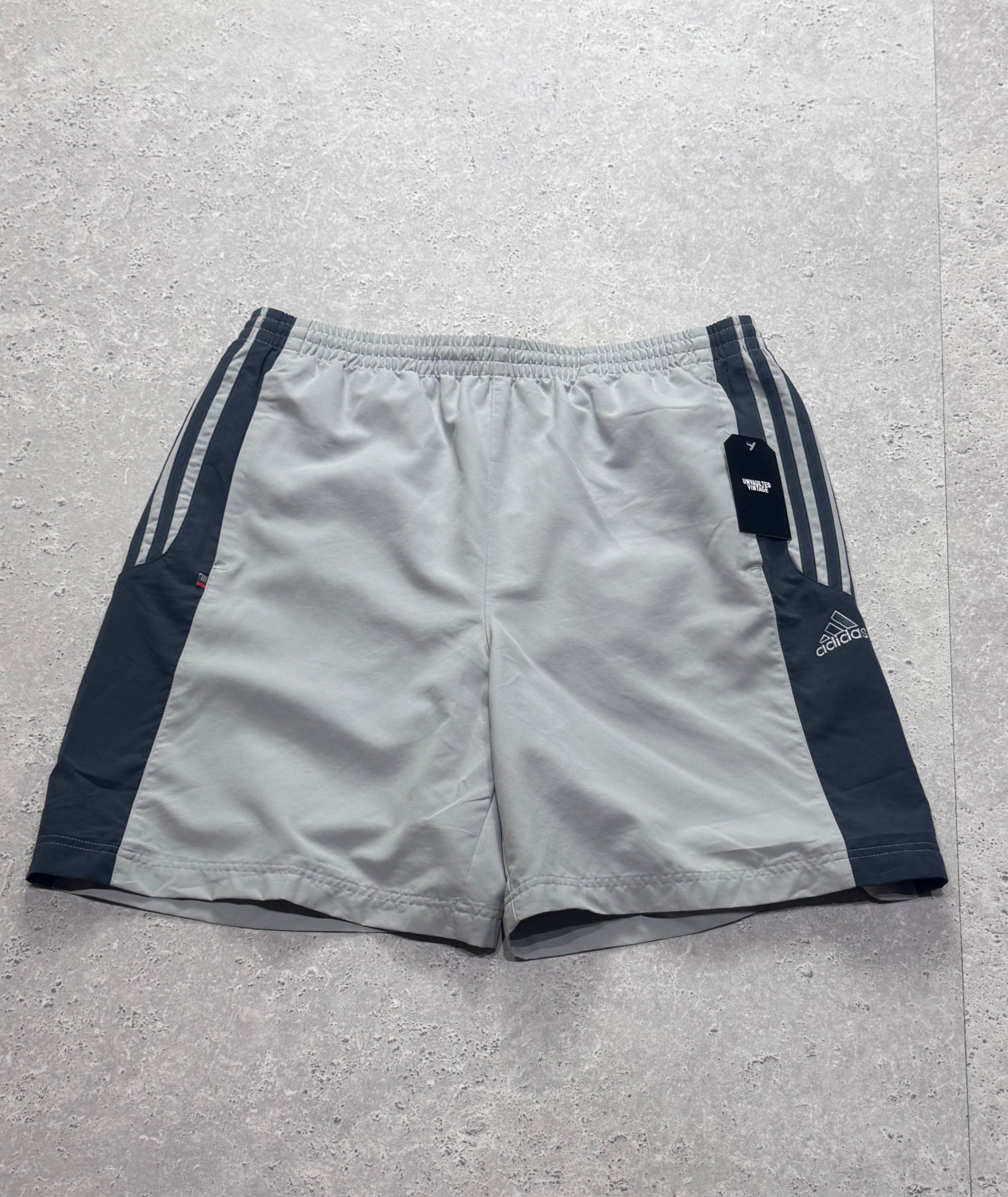 Vintage 2000s Adidas Track Shorts (L)