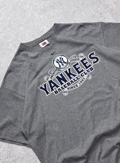 Vintage Nike X New York Yankees MLB Tee (2XL)