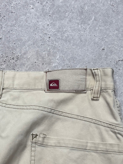 Vintage 2000s Quiksilver Embroidered Shorts (30")