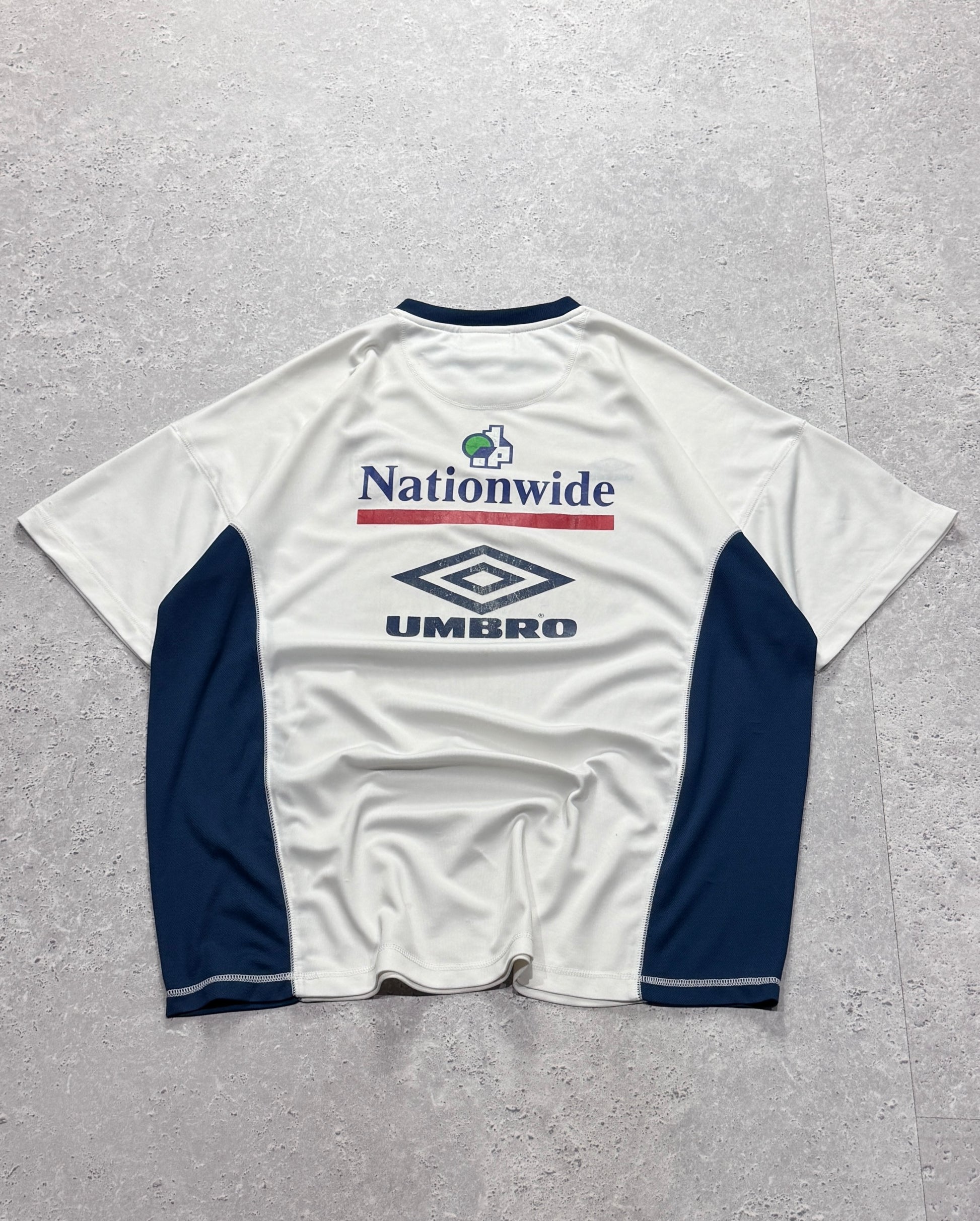 Vintage 1999 Umbro England Football Jersey (XL)