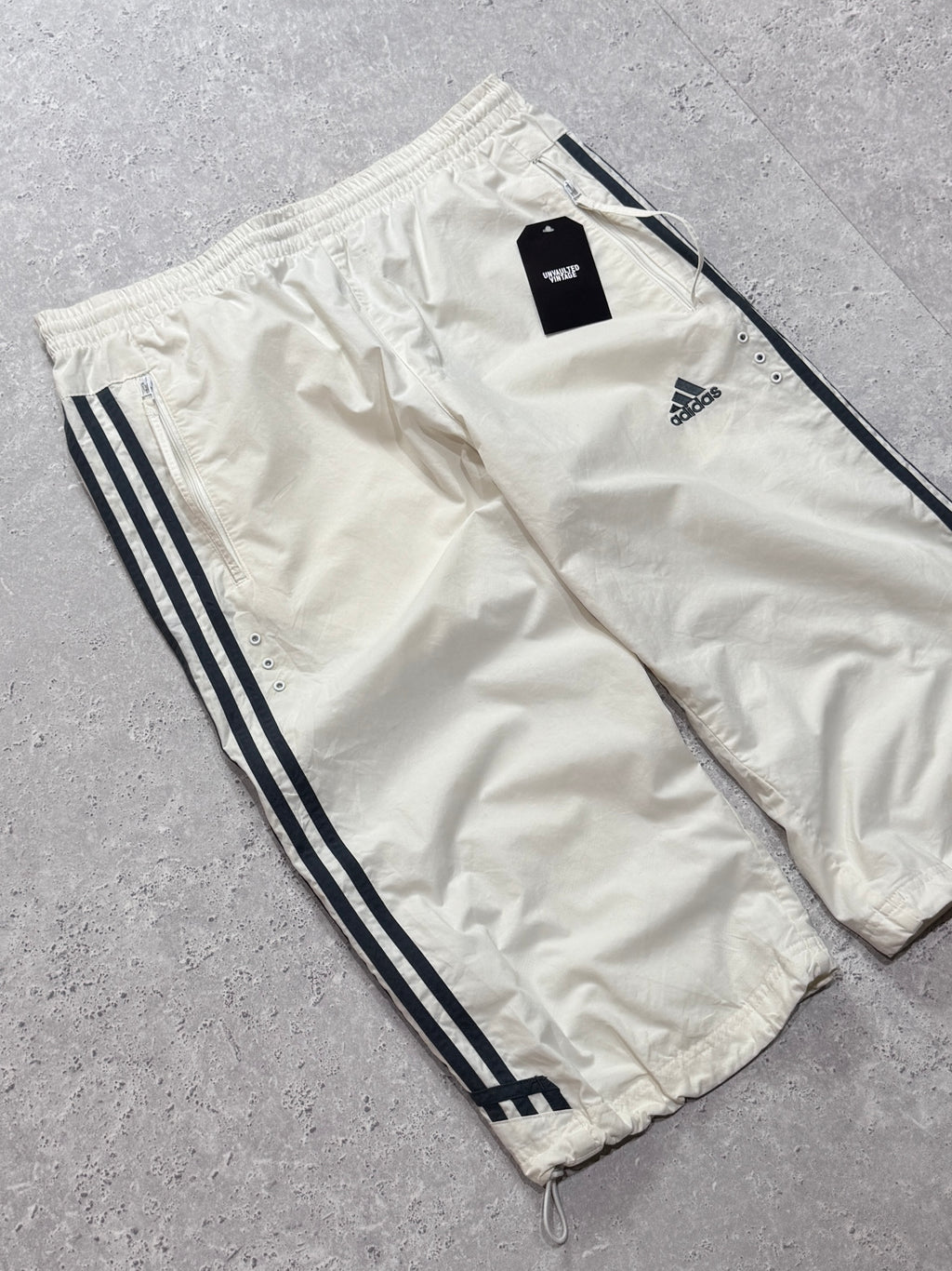 Vintage 2000s Adidas Adjustable 3/4 Track Shorts (M)