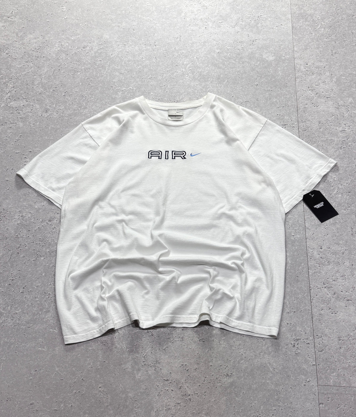 Vintage 2000s Nike Air Embroidered Tee (L)