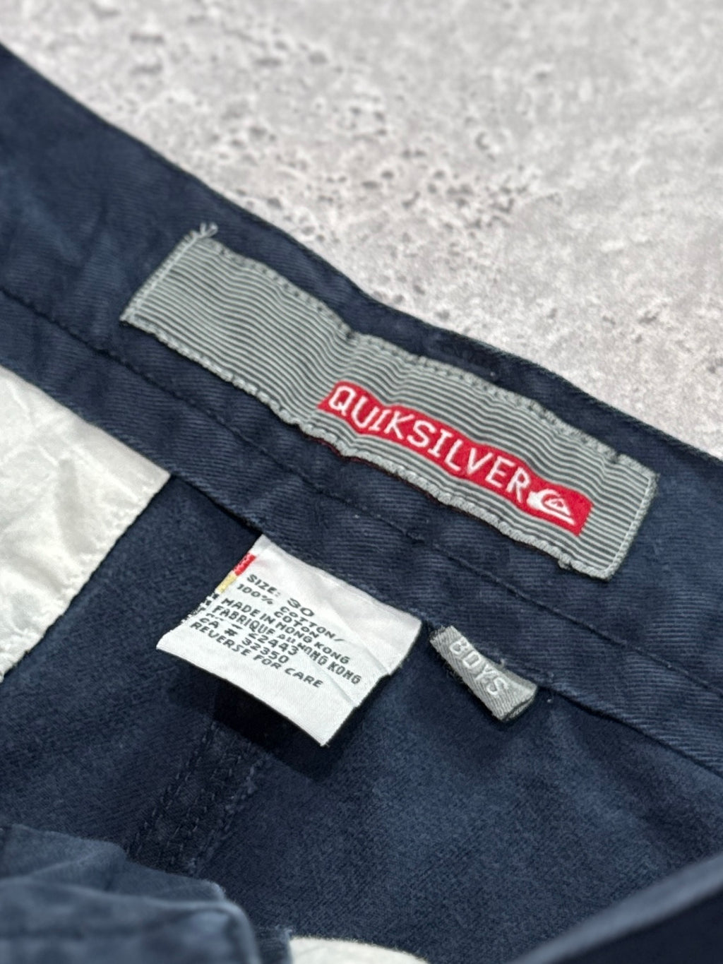 Vintage Y2K Quiksilver Cargo Shorts (30”)