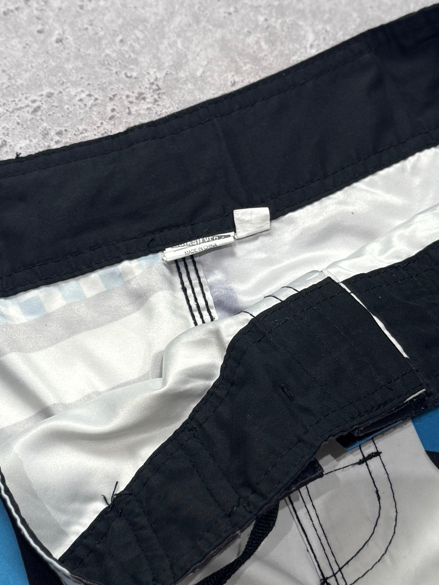 Vintage Y2K Quiksilver Board Shorts (34”)