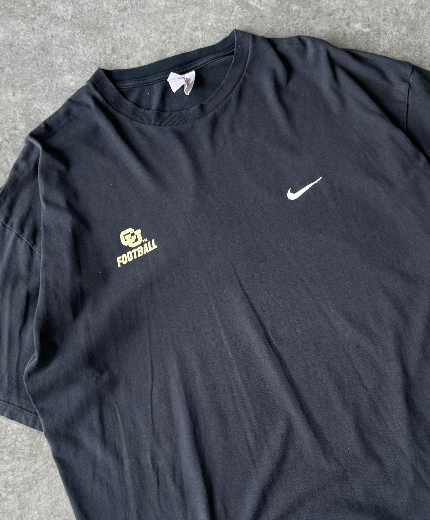 Vintage 90s Nike Essential Tee (XL)