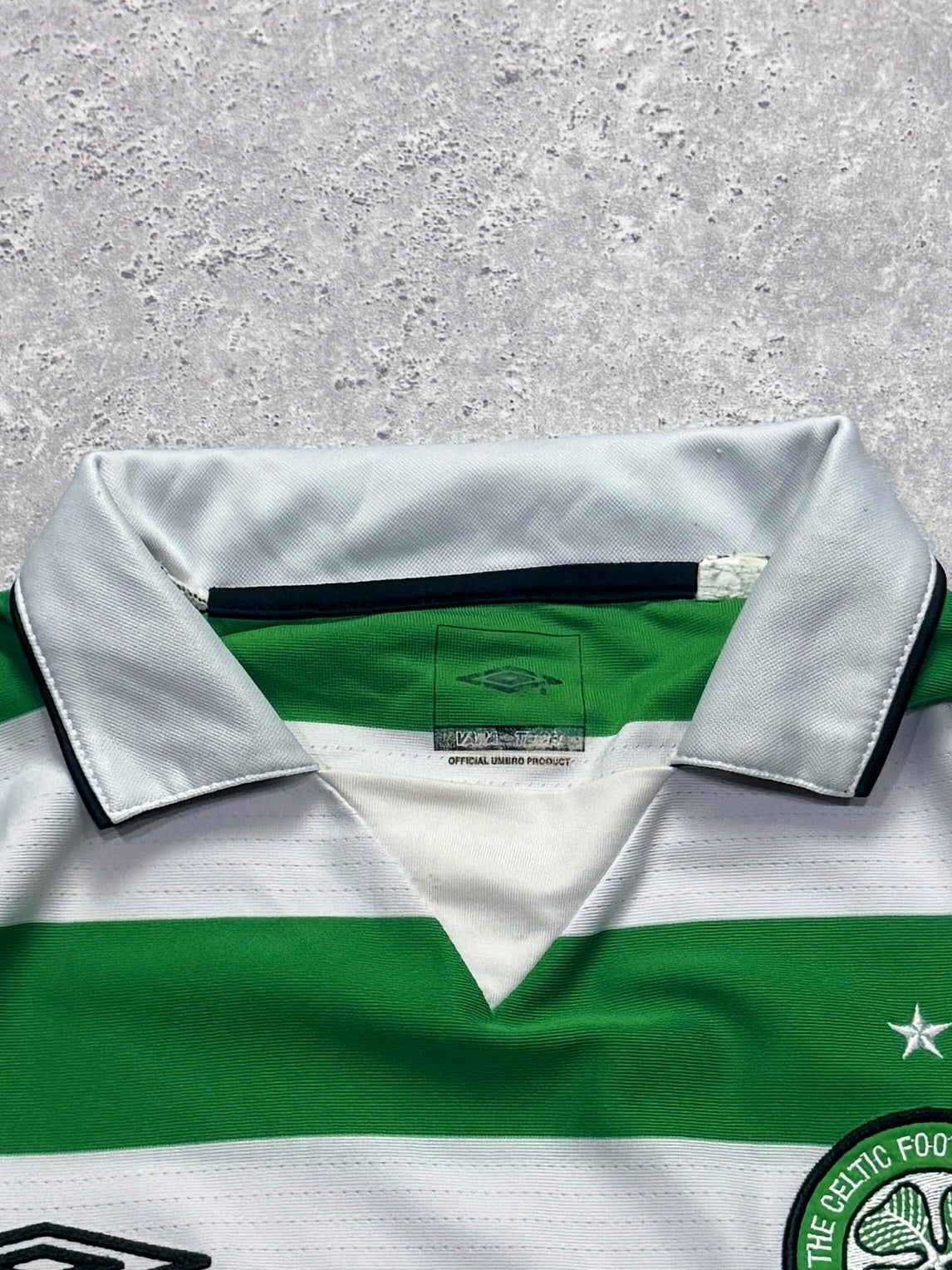 Vintage 2004 Umbro X Celtic FC Longsleeve Jersey (L)