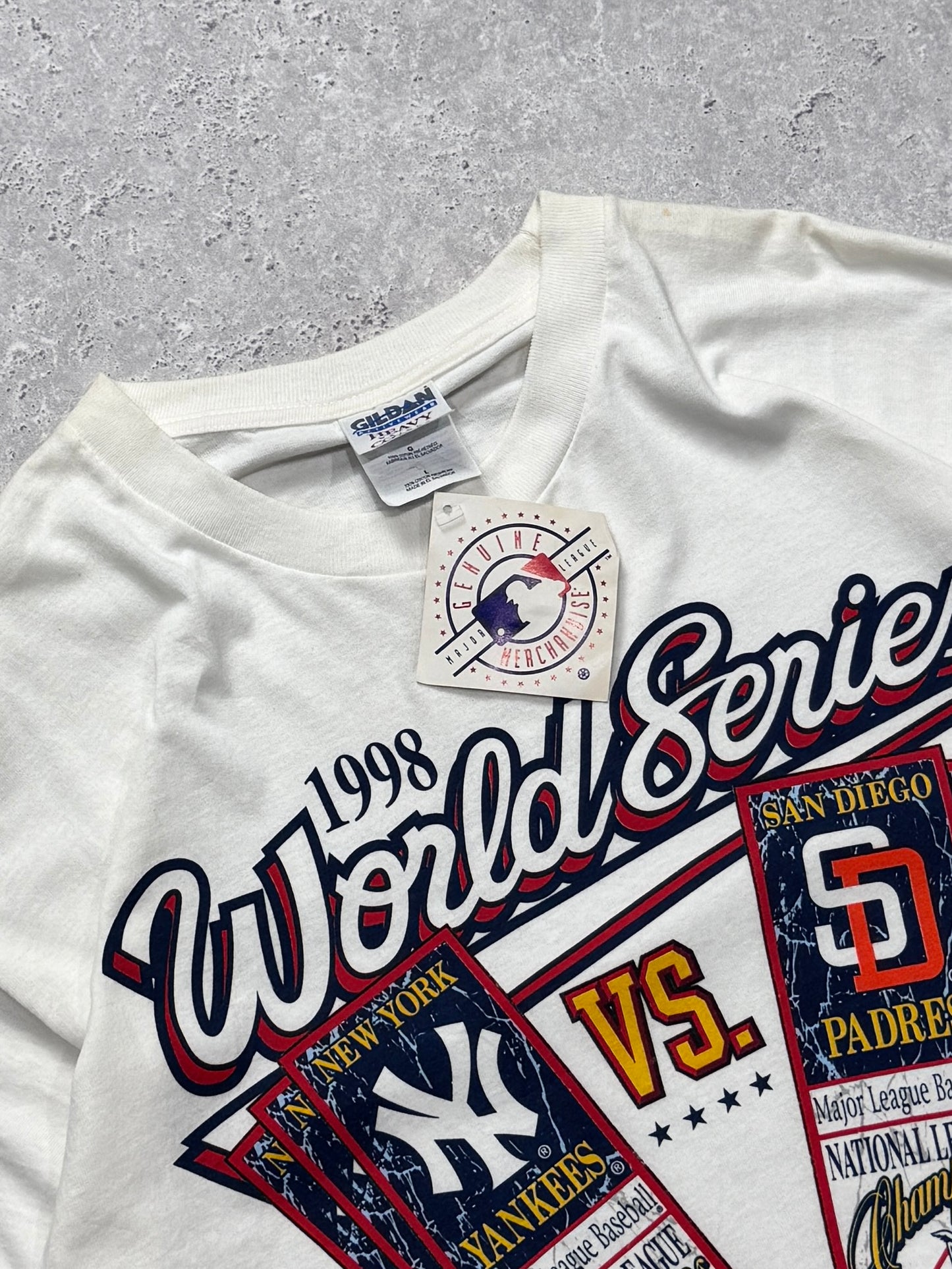 Vintage 1998 Deadstock New York Yankees Vs San Diego Padres MLB World Series Tee (XL)