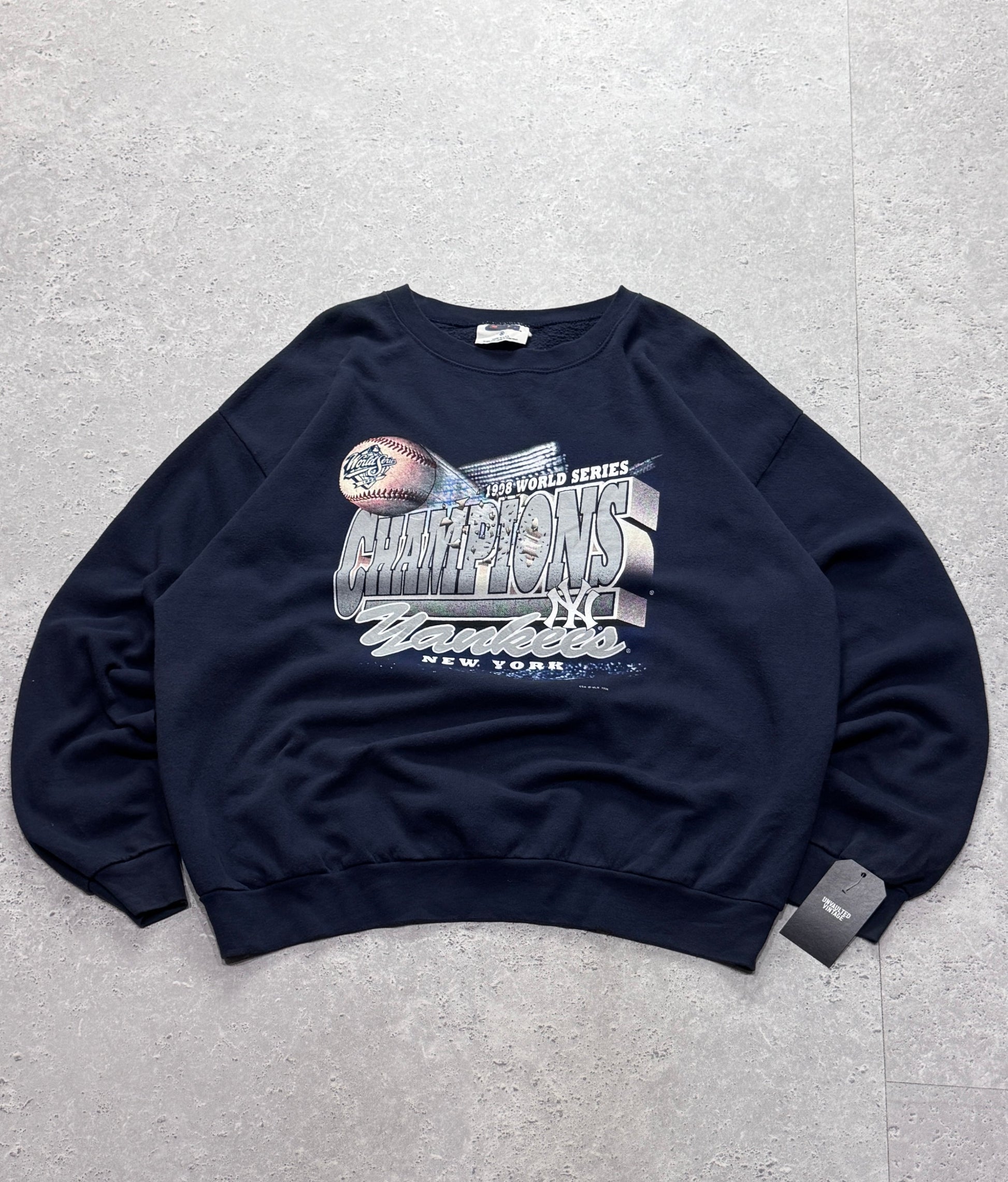 Vintage 1998 New York Yankees World Series Champions Sweater (XL)