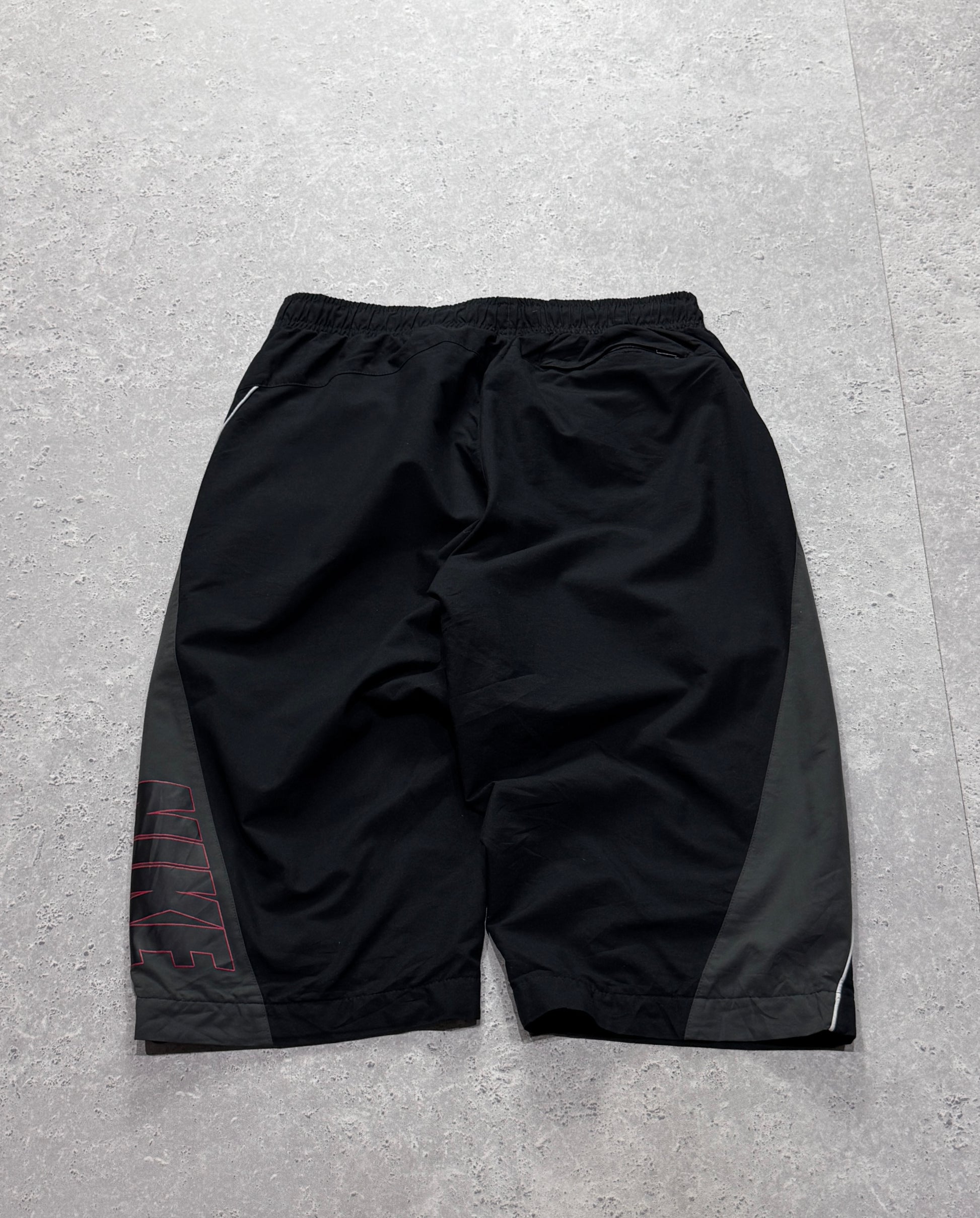 Vintage 2000s Nike Spellout Track Shorts (M)