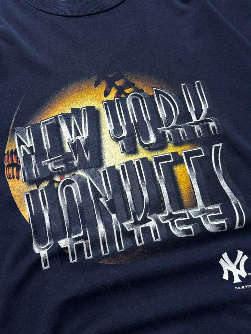 Vintage 90s New York Yankees MLB Tee (XL)