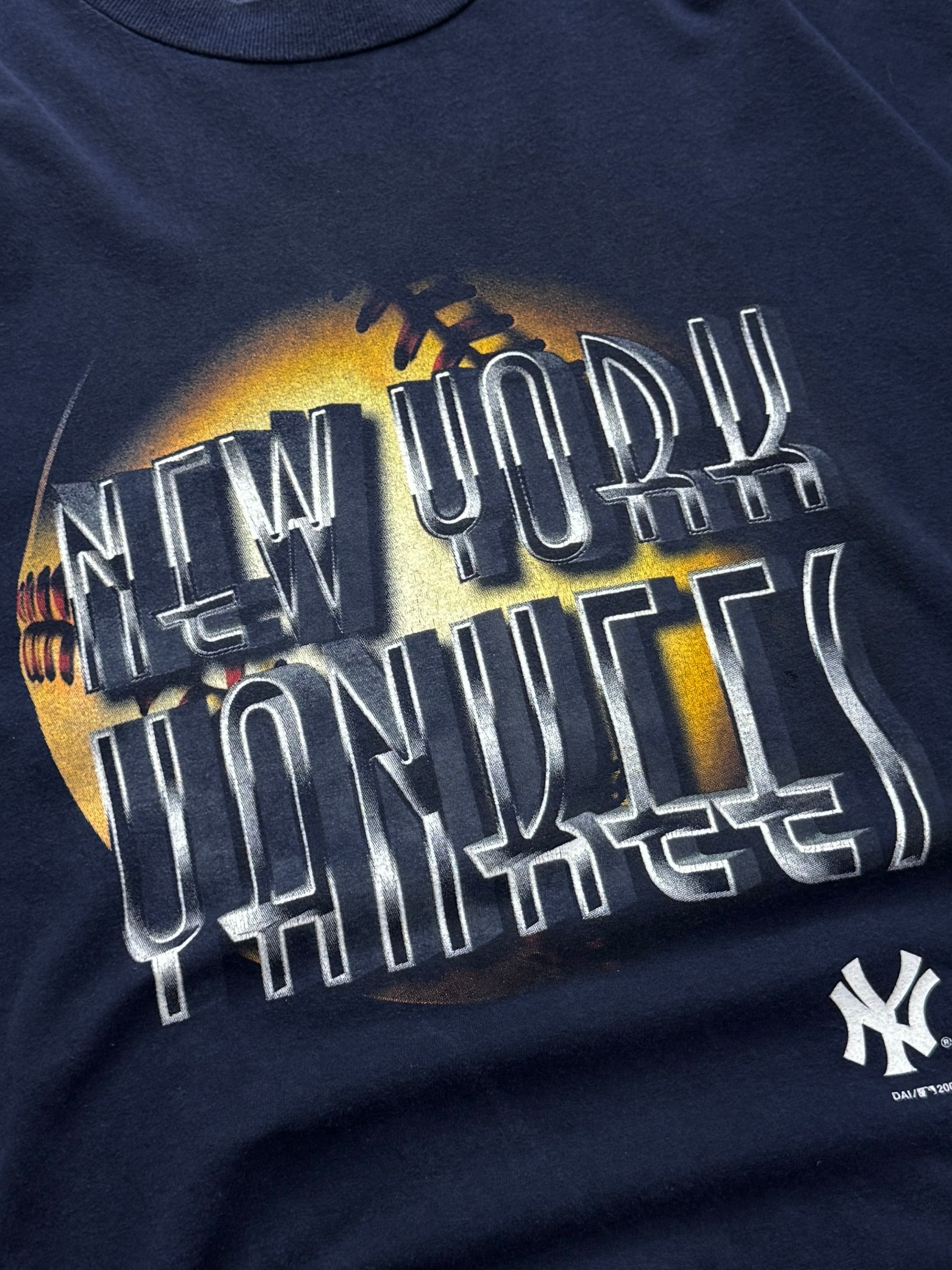 Vintage 90s New York Yankees MLB Tee (XL)