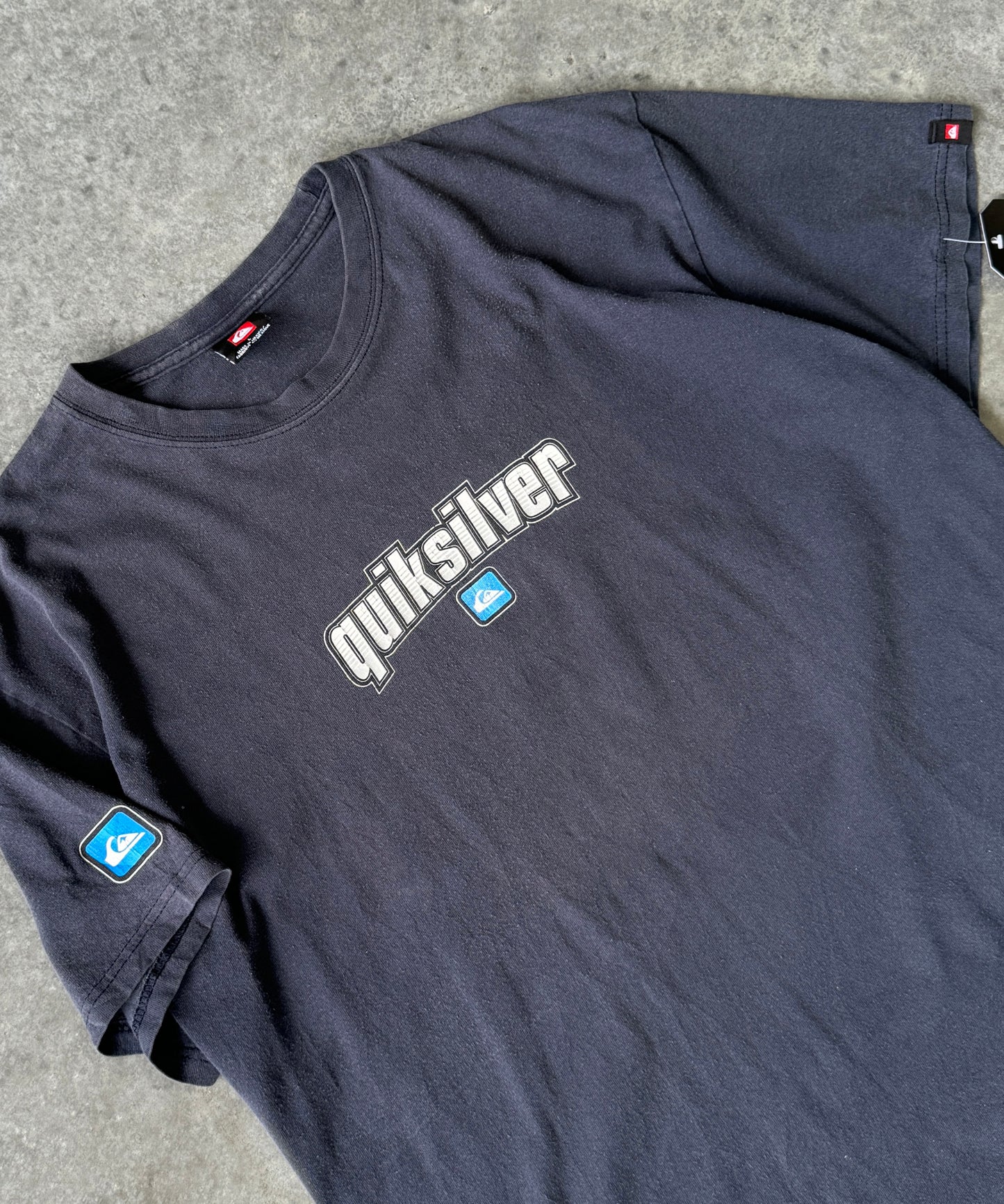 Vintage 00s Quiksilver Surf Tee (L)