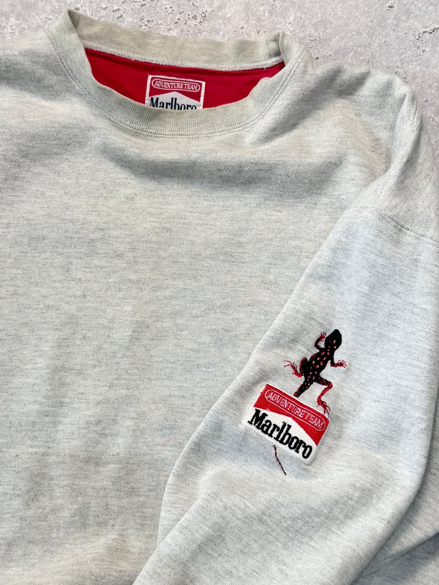 Vintage 90s Marlboro Cigarettes Adventure Team Sweater (M)