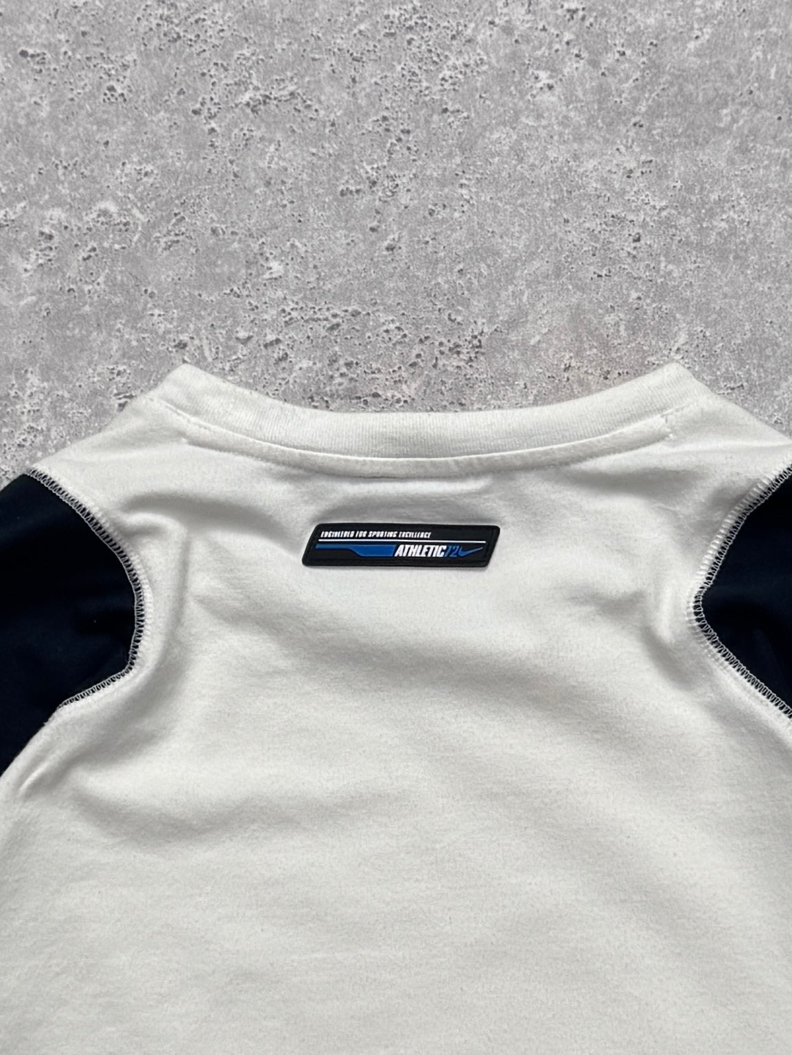 Vintage 2000s Nike Athletics Training Tee (L)