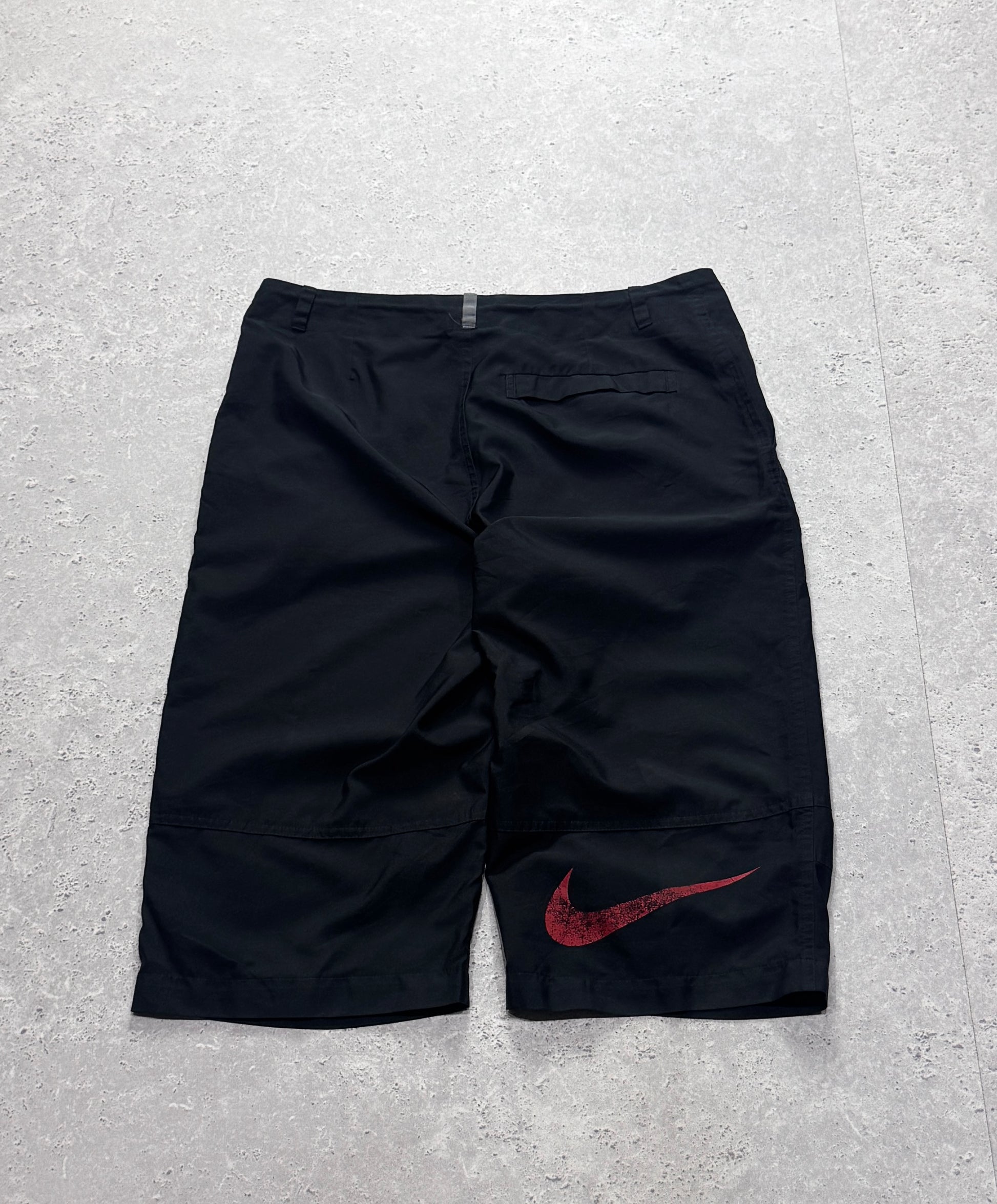 Vintage 2000s Nike Adjustable 3/4 Track Shorts (L)