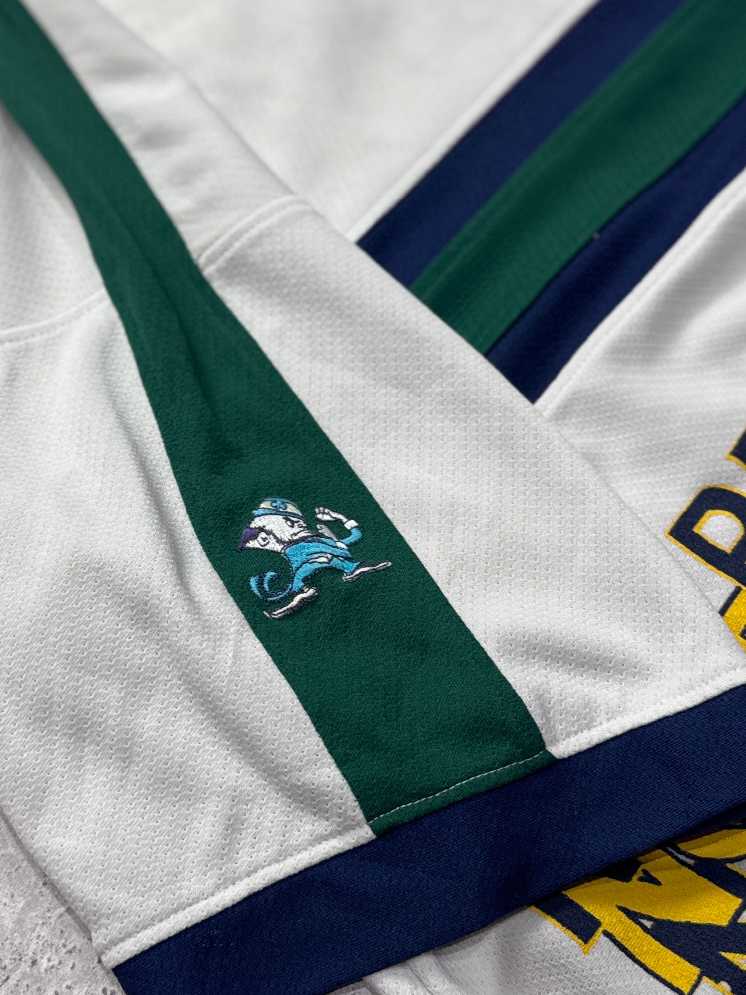 Vintage 2000s Notre Dame College Jersey (2XL)