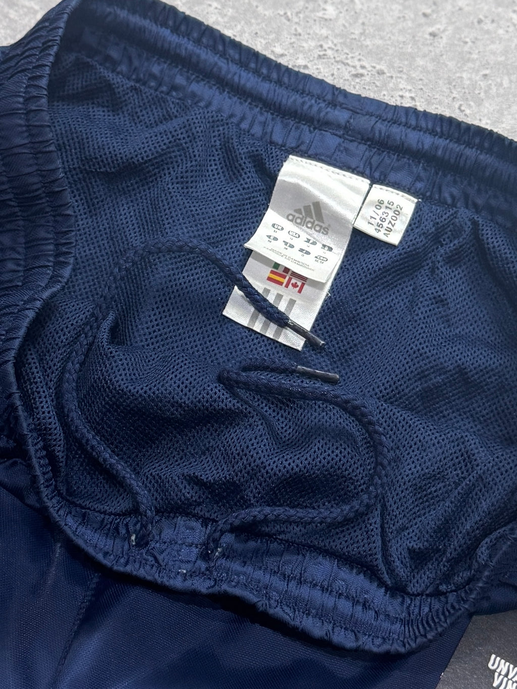 Vintage 2000s Adidas Running Shorts (M)