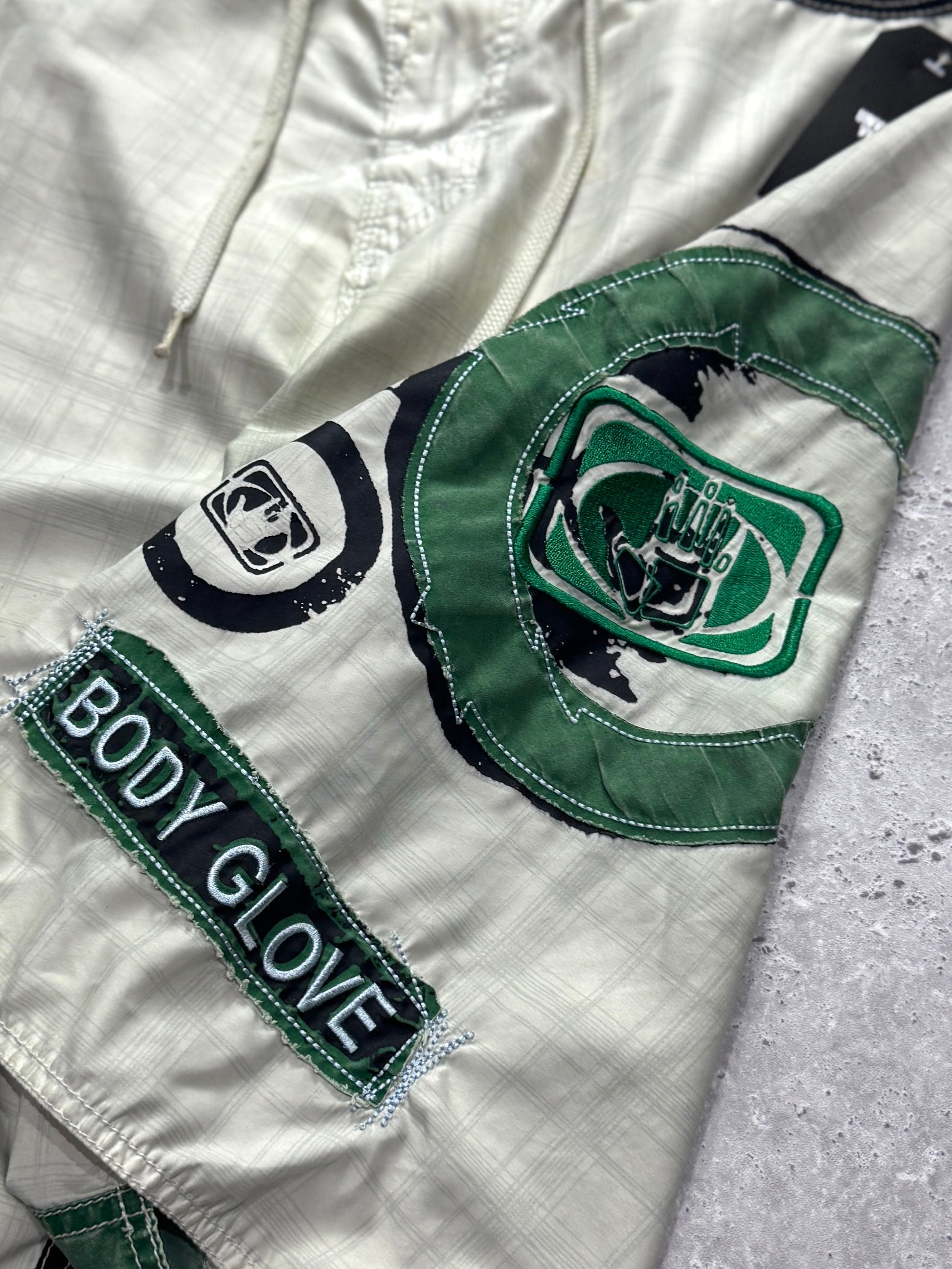 Vintage Y2K Body Glove Boardshorts (34”)