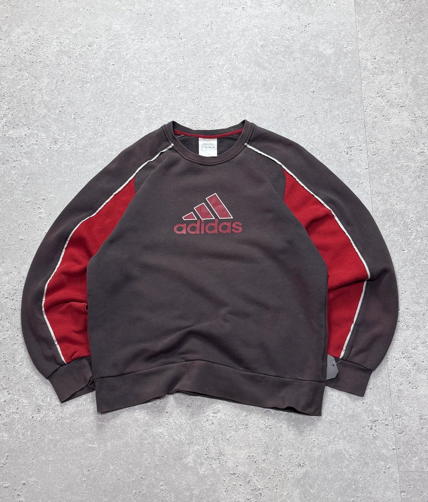 Vintage 2000s Adidas Spellout Sweater (M)