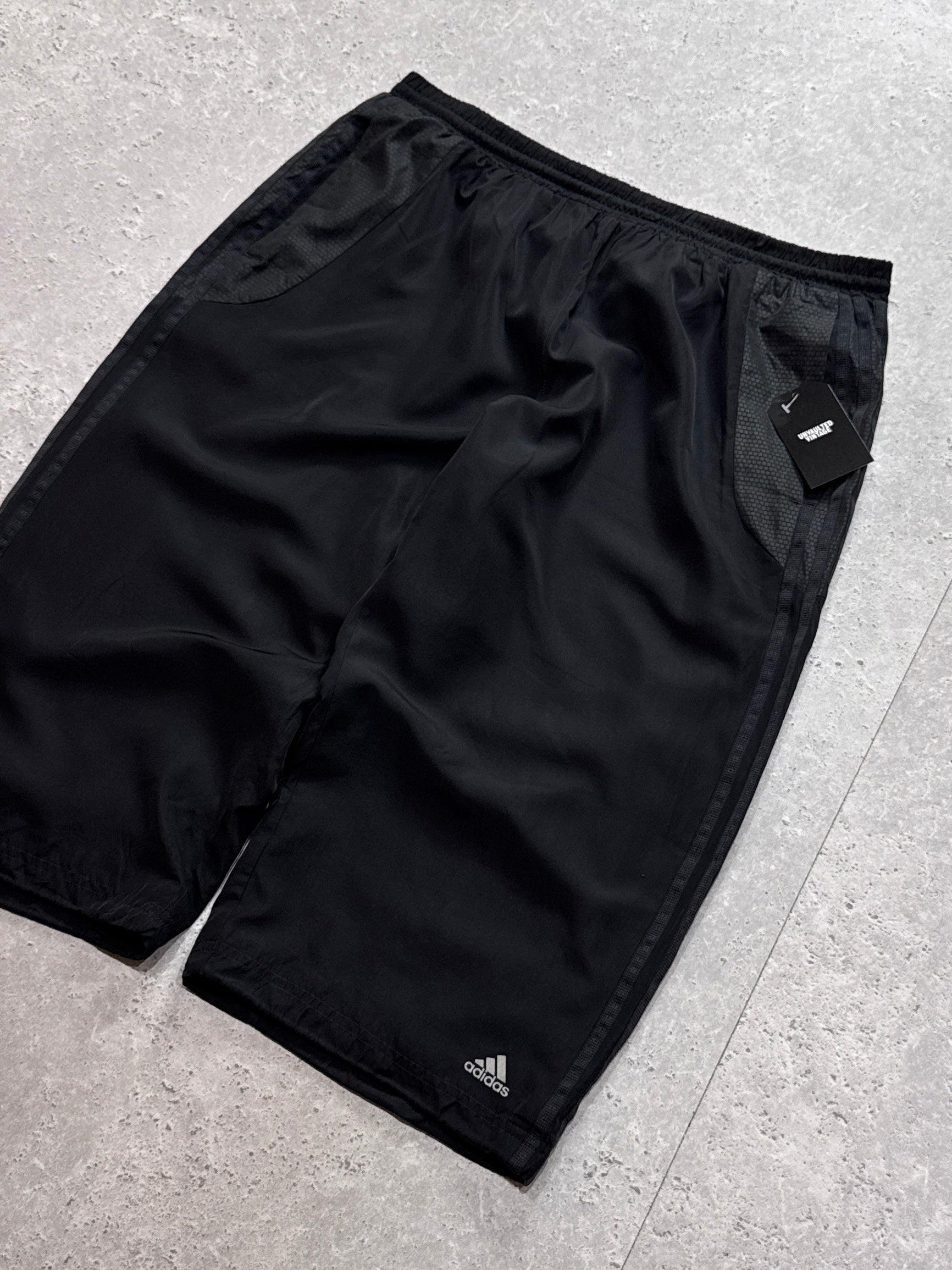 Vintage 2000s Adidas Adjustable 3/4 Track Shorts (XL)