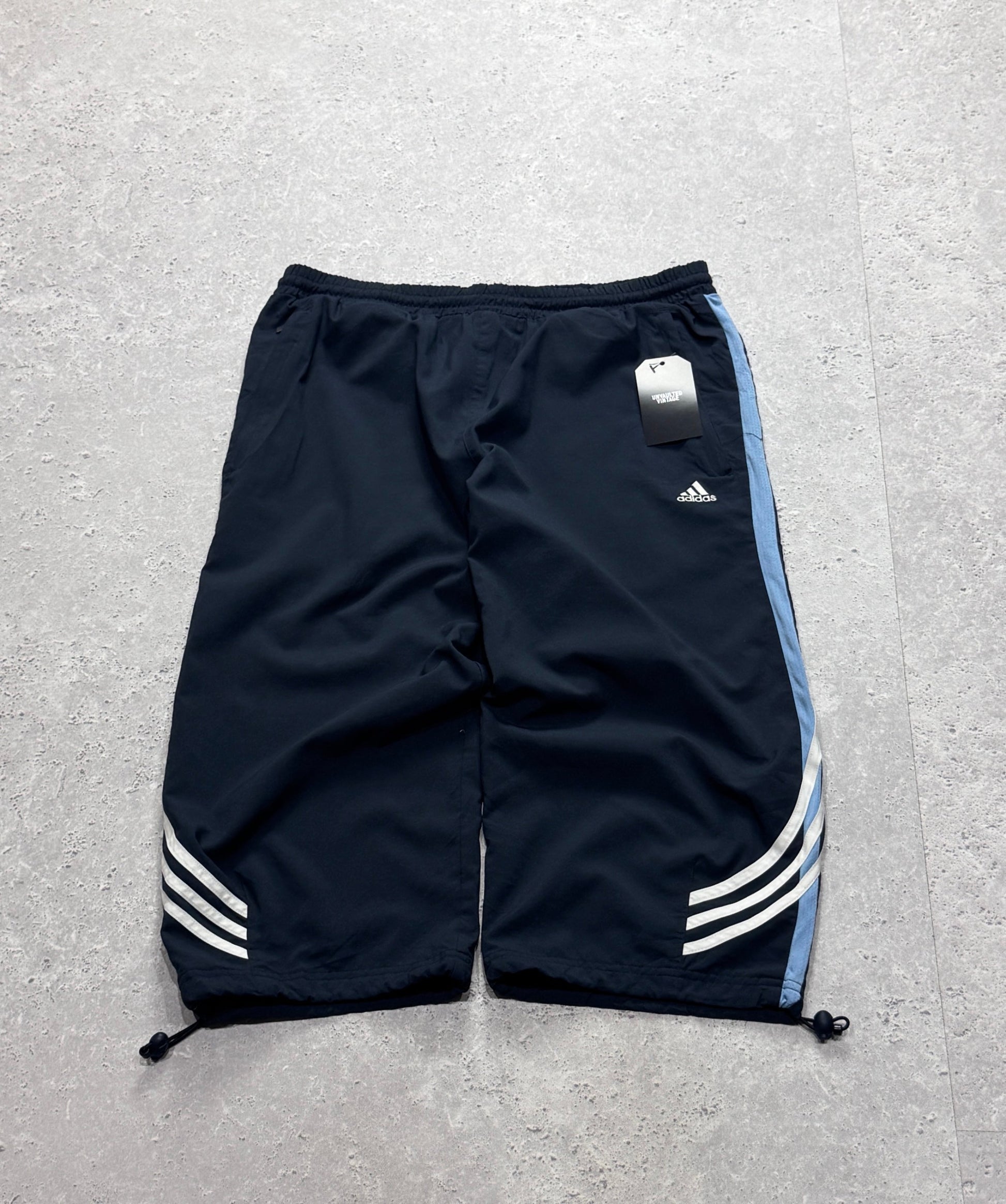Vintage 2000s Adidas Adjustable 3/4 Track Shorts (M)