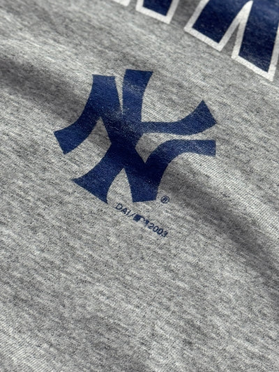Vintage 2000s New York Yankees Ringer Tee (L)